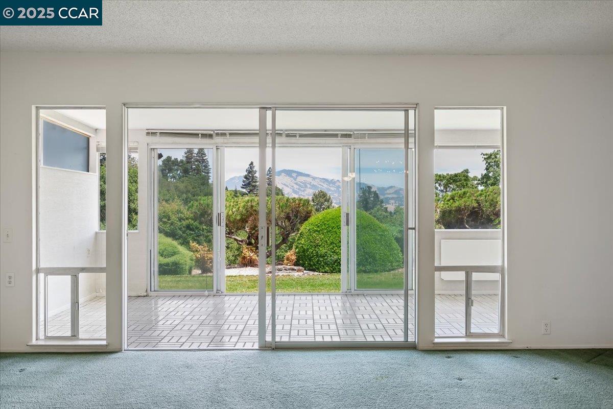 1429 Skycrest Dr # 3