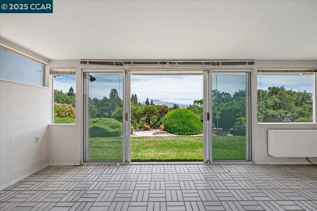 1429 Skycrest Dr # 3