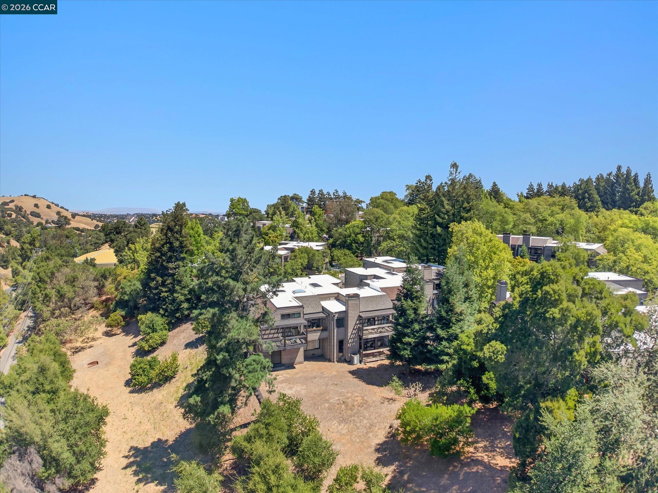 1989 Robin Ridge Ct