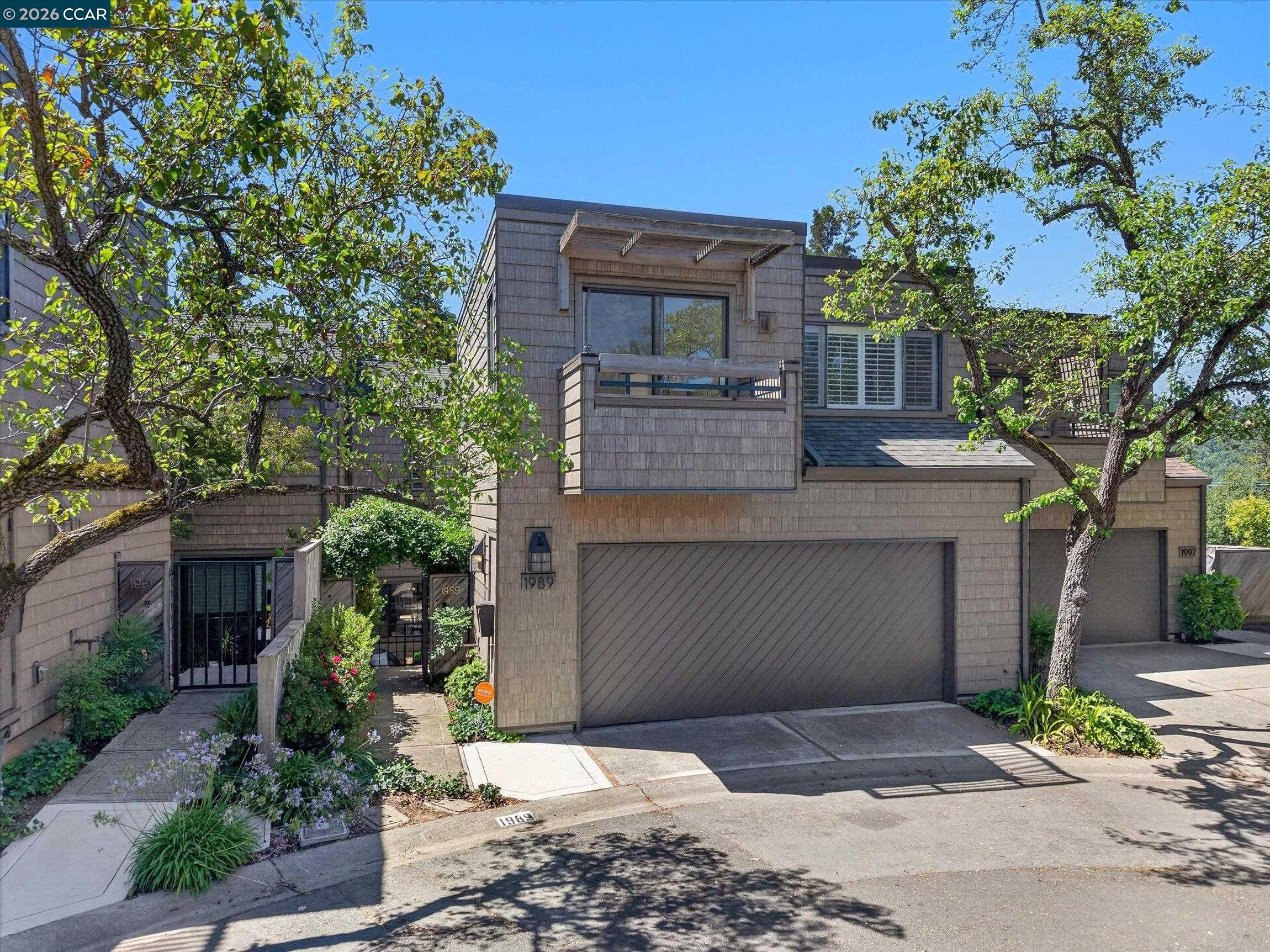 1989 Robin Ridge Ct