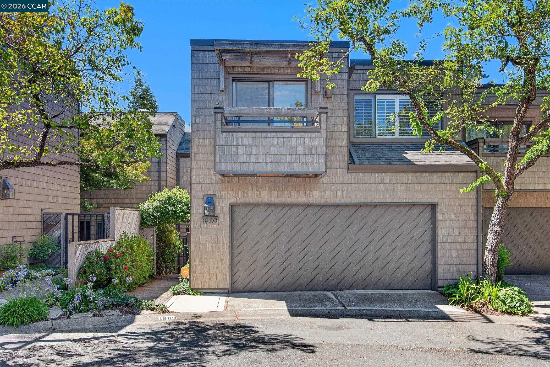 1989 Robin Ridge Ct