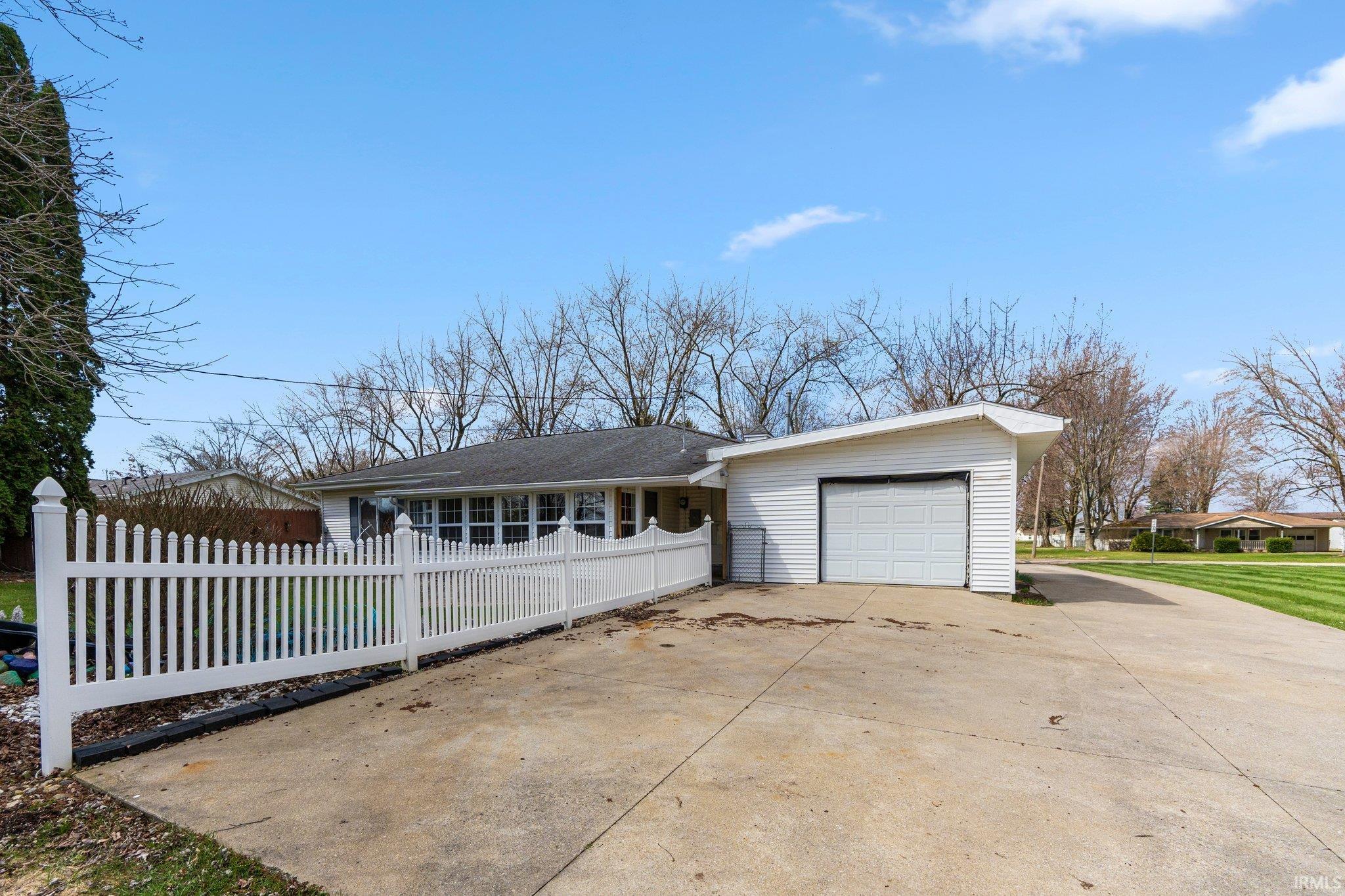 510 N Meadow Lane