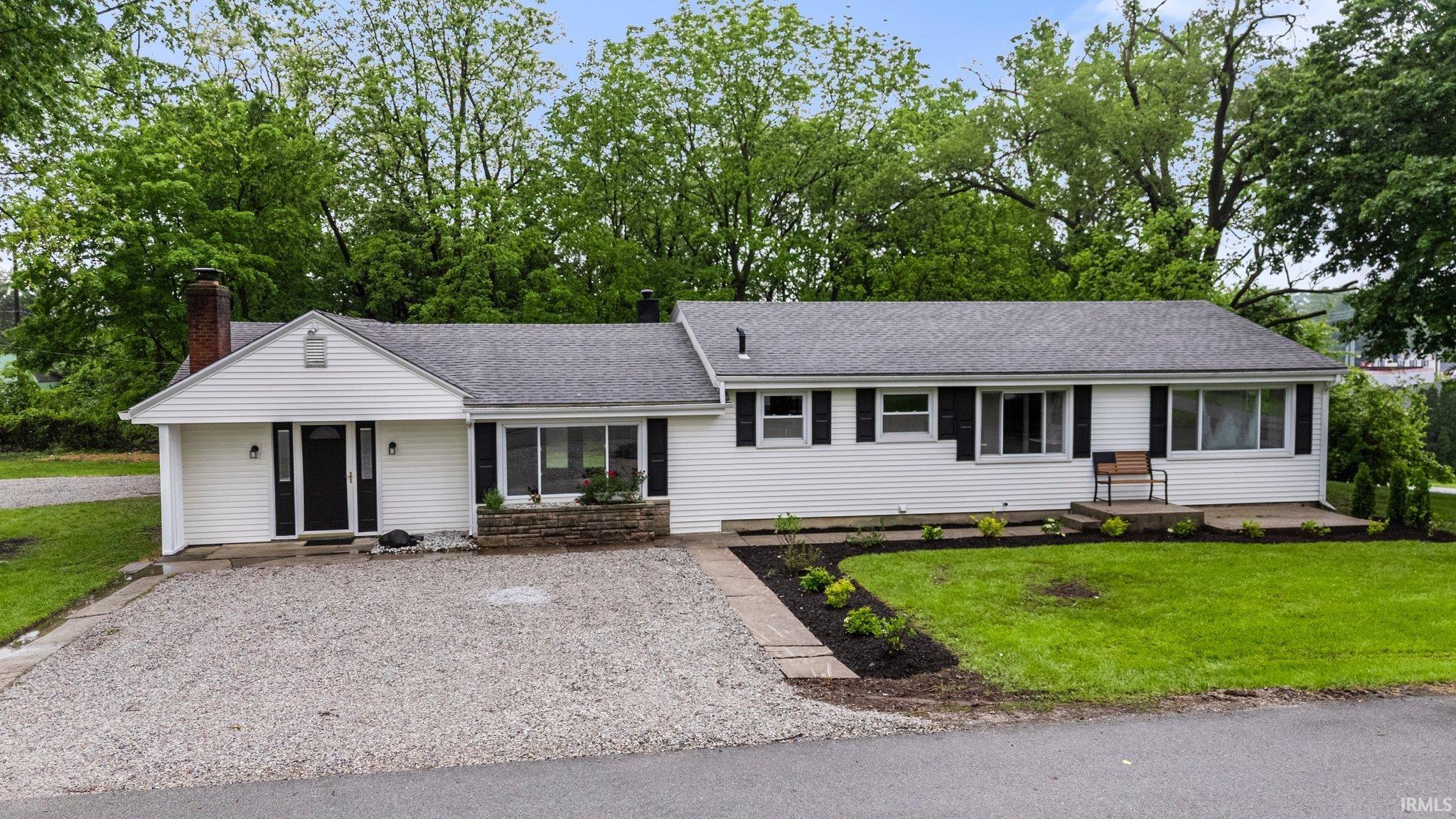 2802 Bellaire Drive