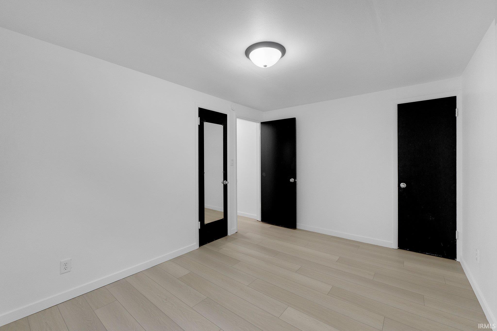 2802 Bellaire Drive
