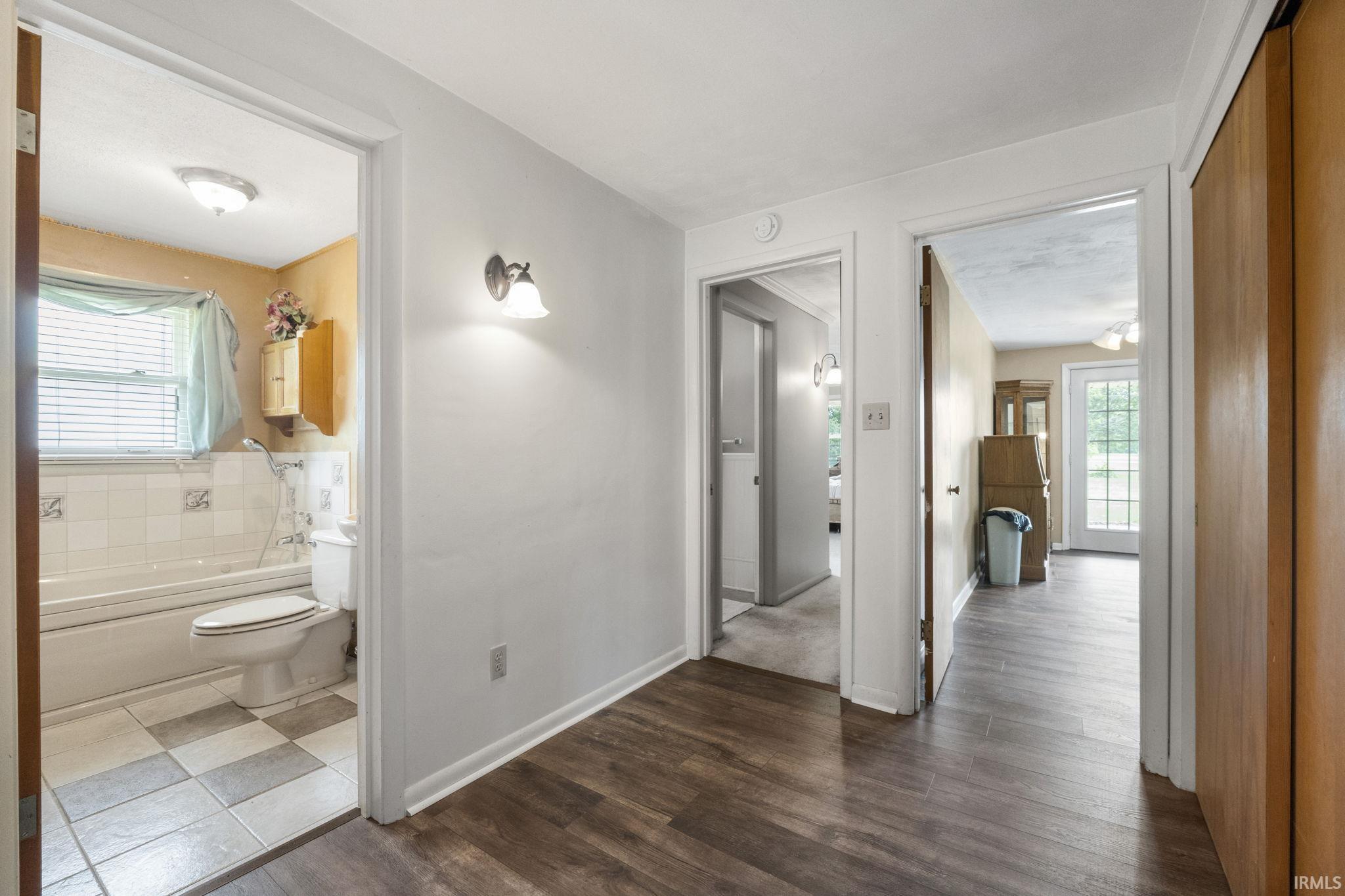 4824 Golfview Drive