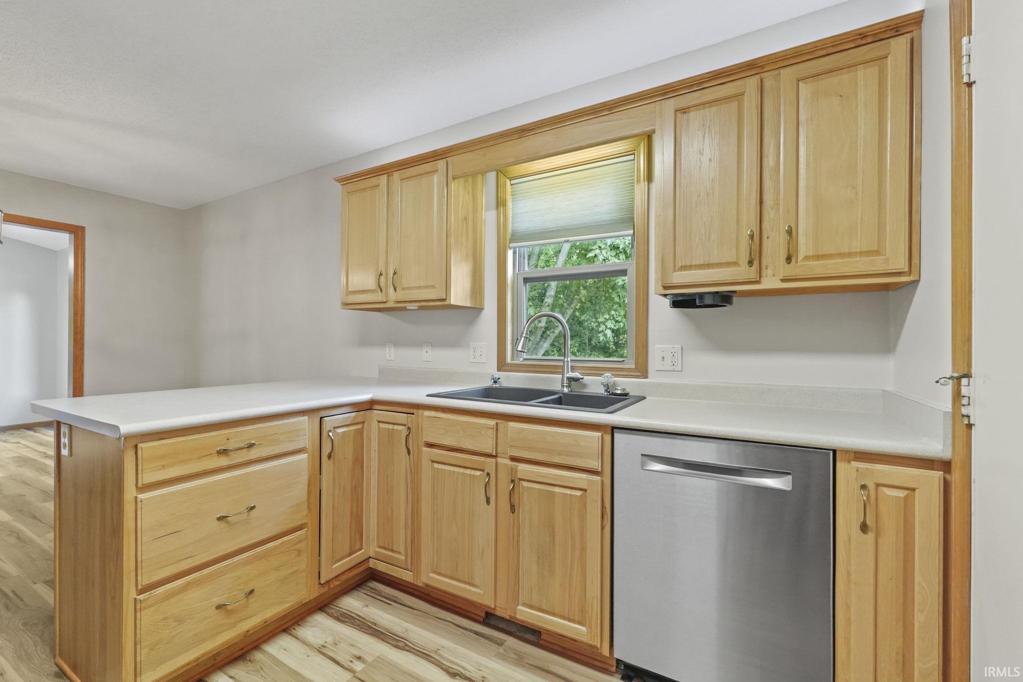 315 Silver Maple Cove