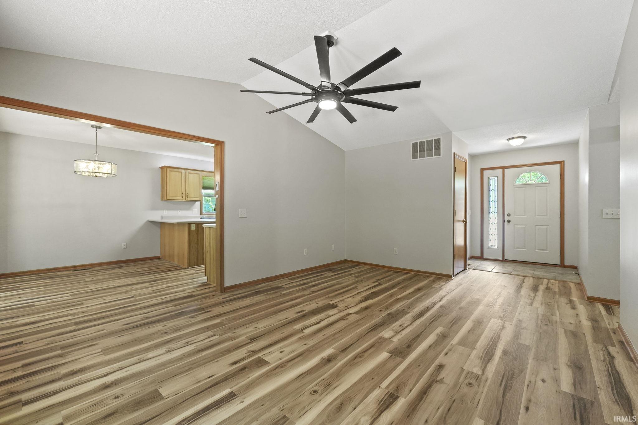 315 Silver Maple Cove