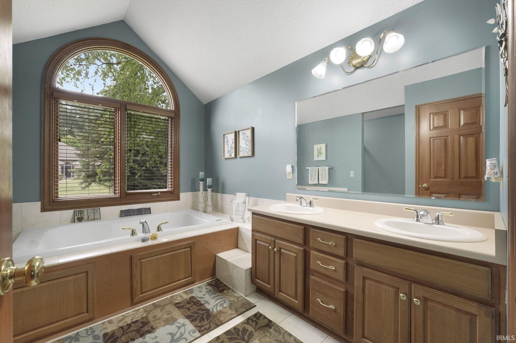 5916 Chase Creek Court