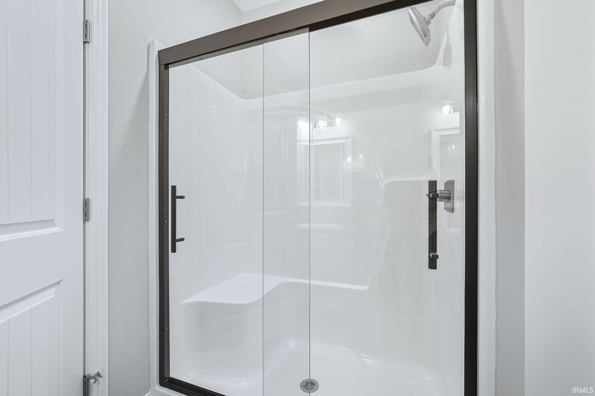 10975 English Street