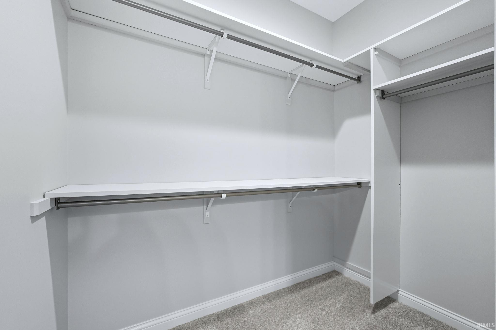 10975 English Street