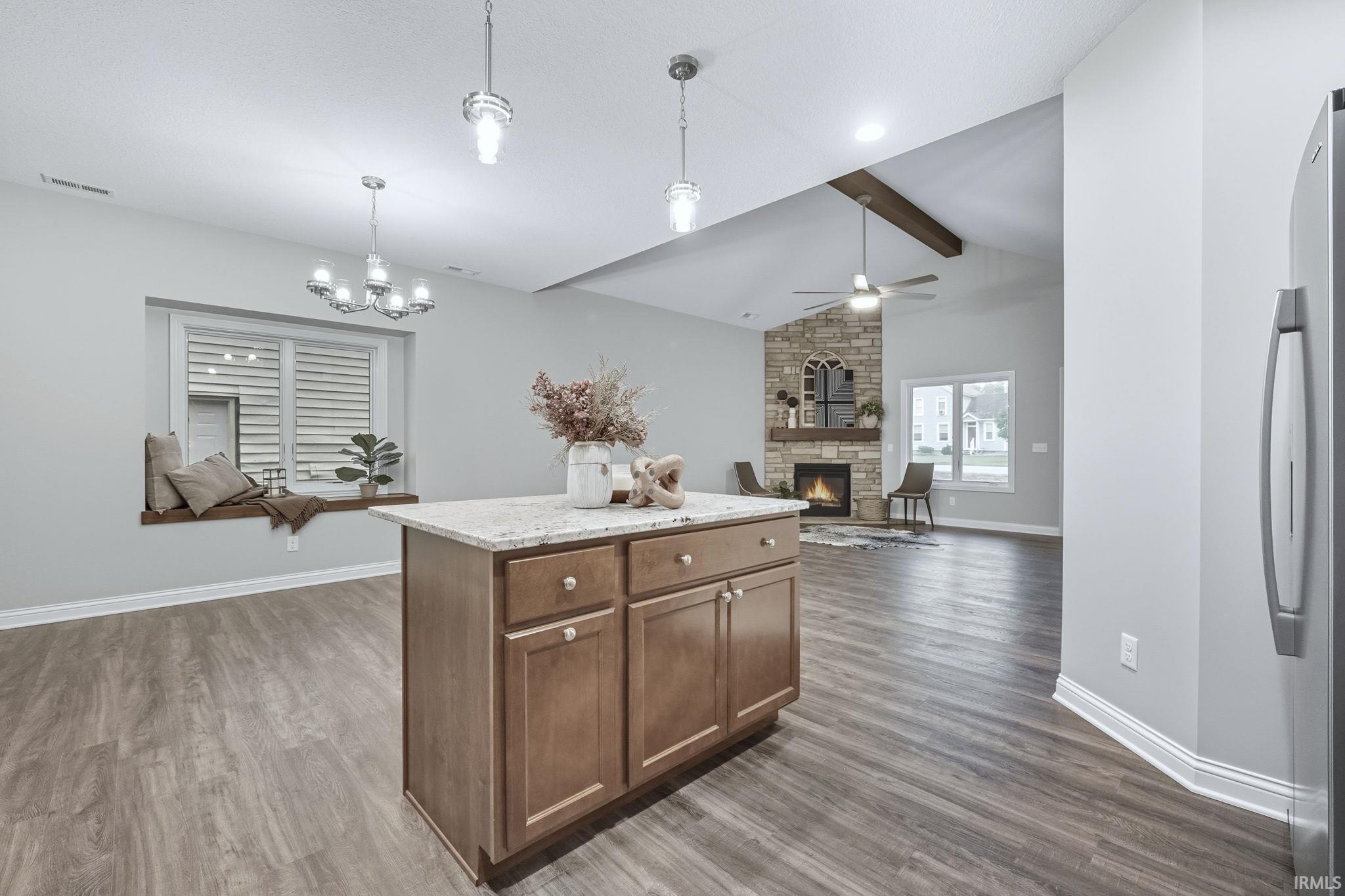 10975 English Street