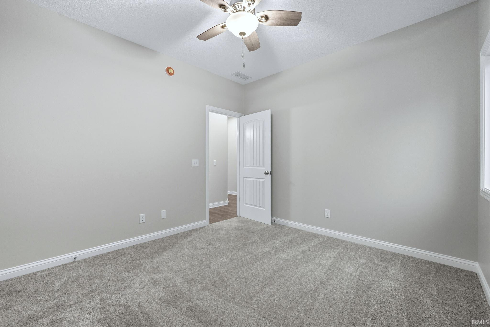 10975 English Street