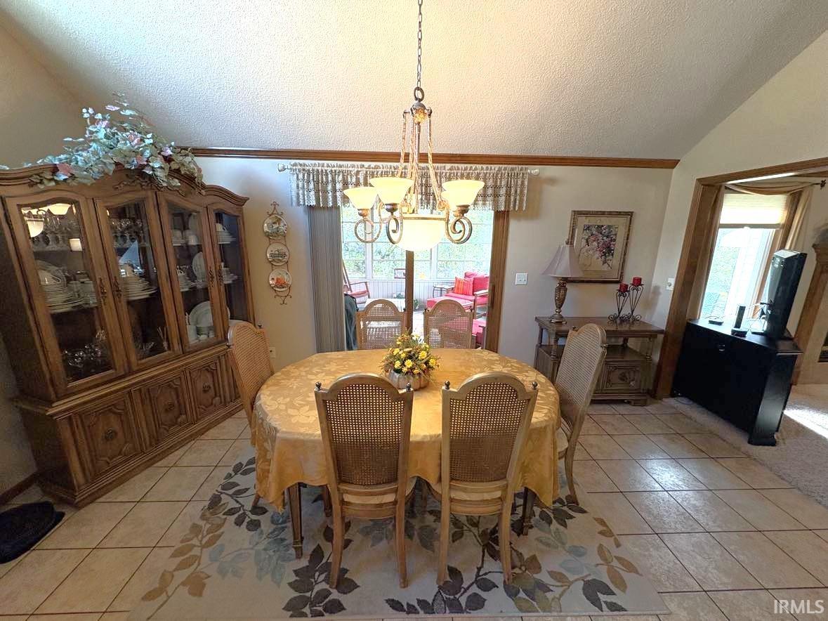 1024 Falcon Creek Parkway