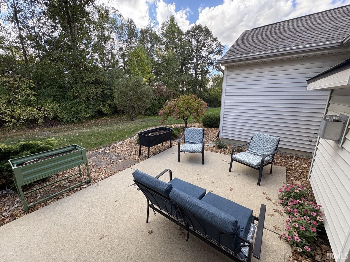 1024 Falcon Creek Parkway