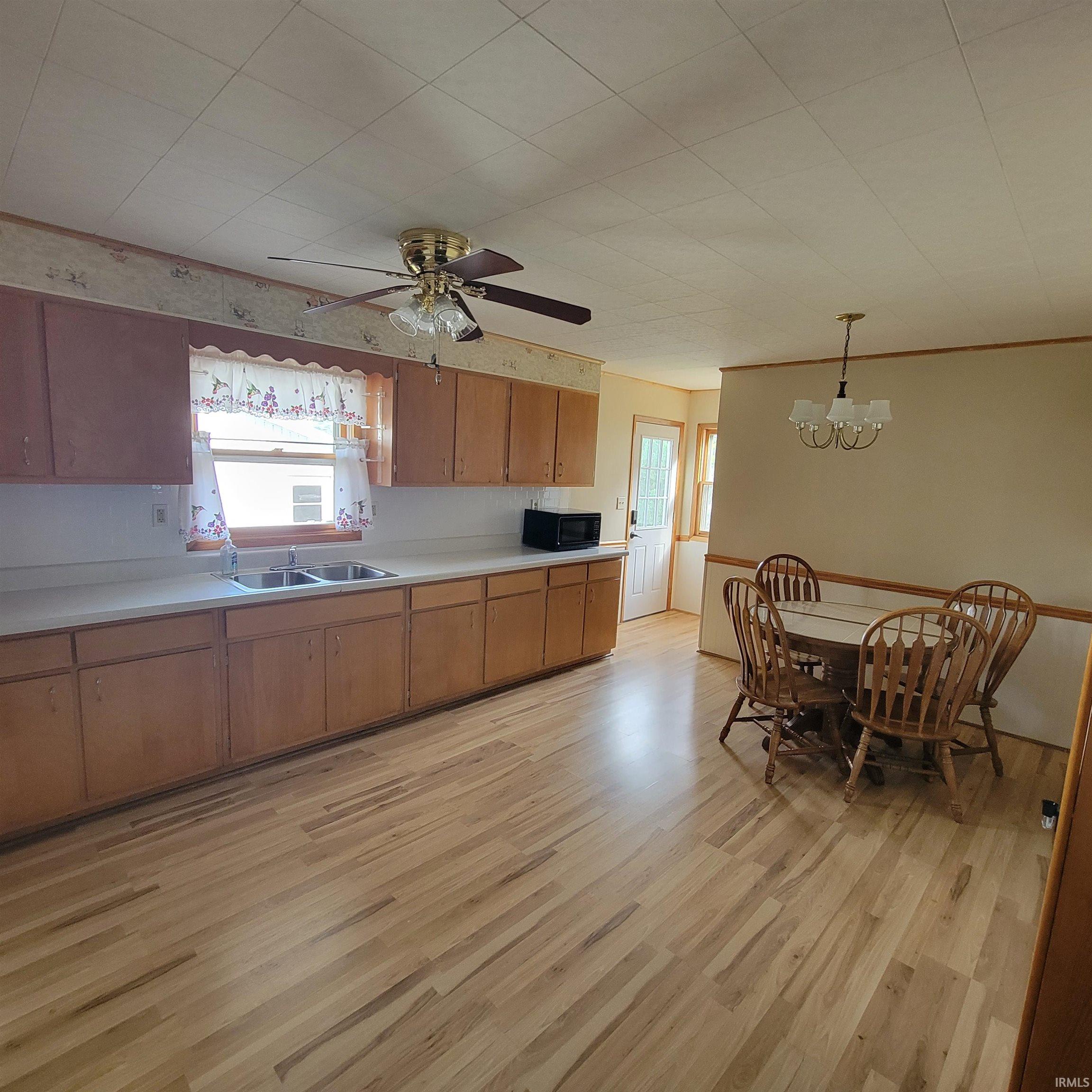 518 S Indiana Avenue