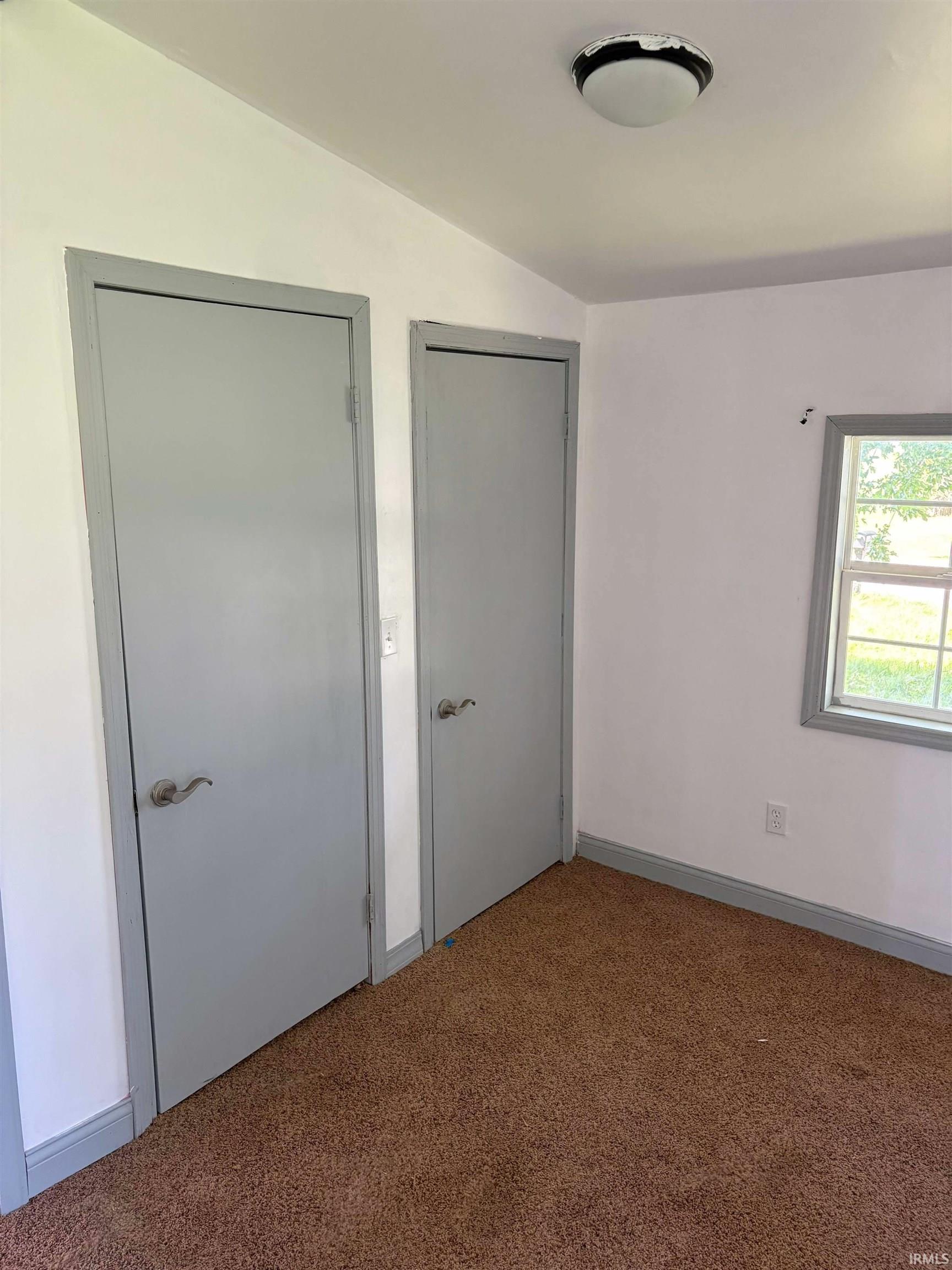 1158 E Summit Street