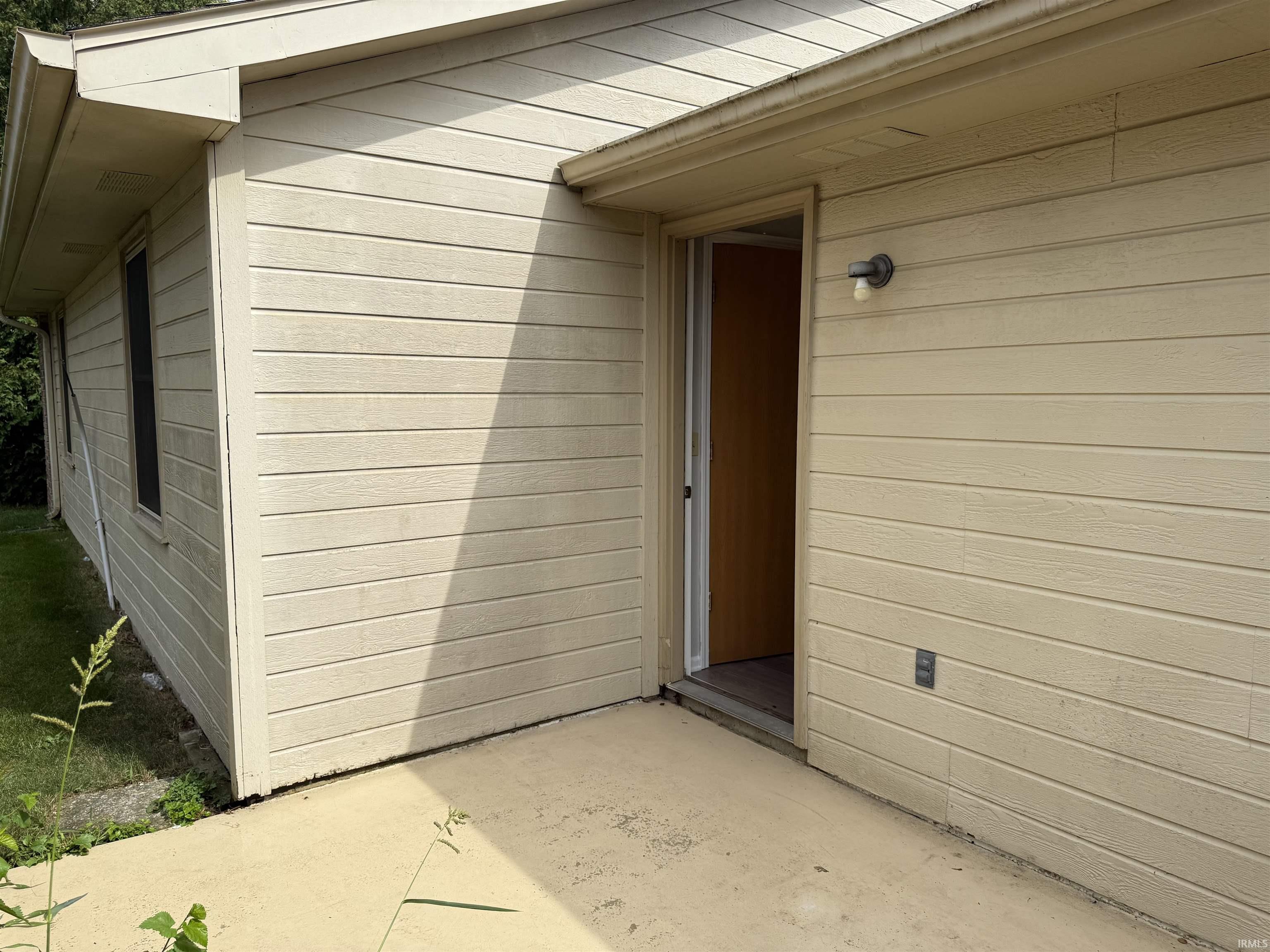 1127 Southampton Drive