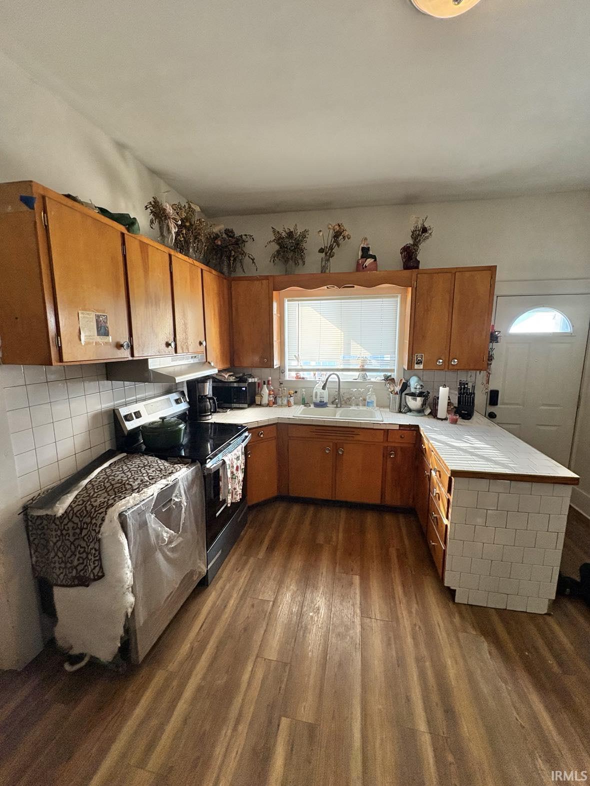 607 W Jefferson Street