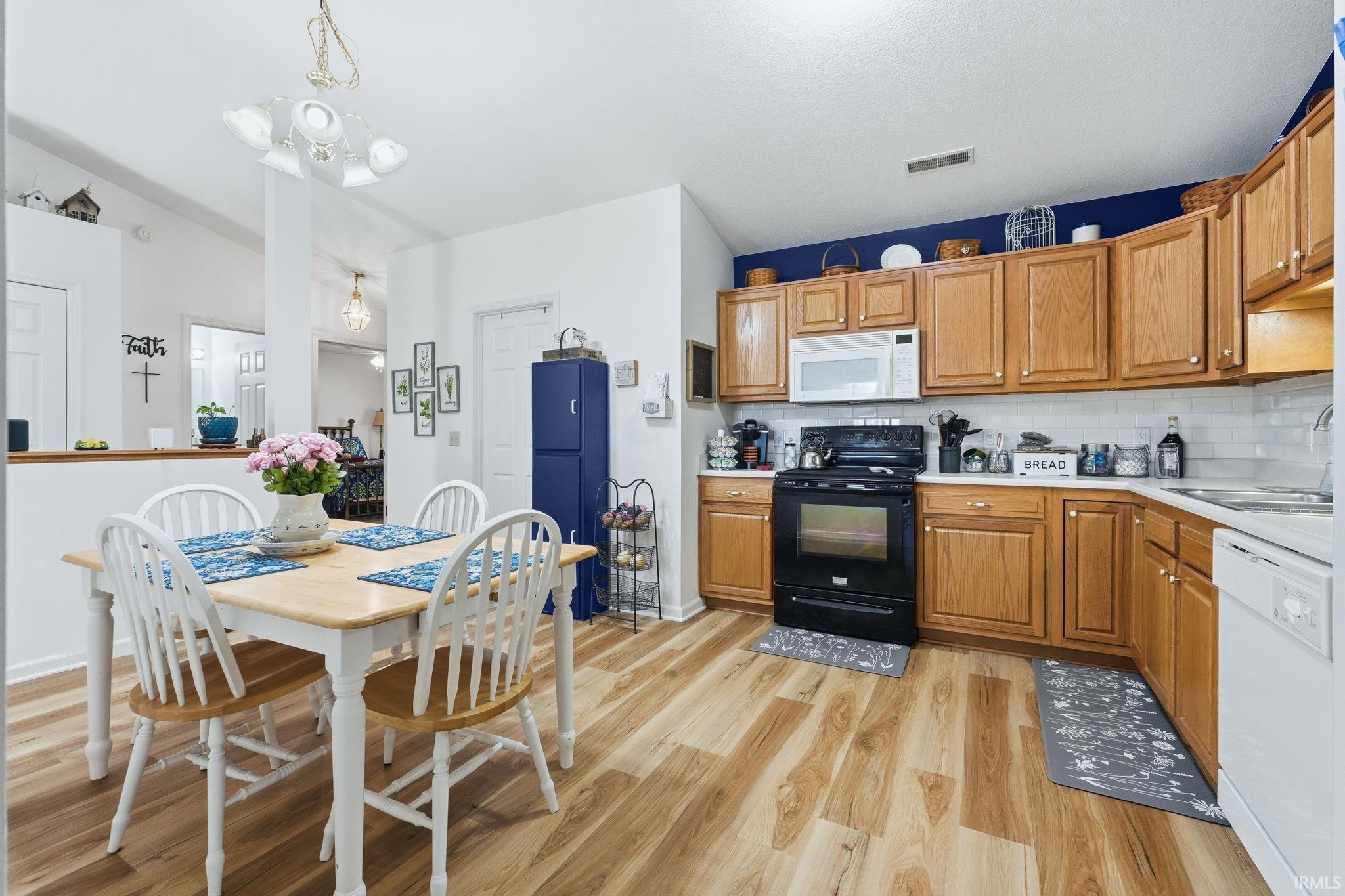 4051 Cobblestone Cove