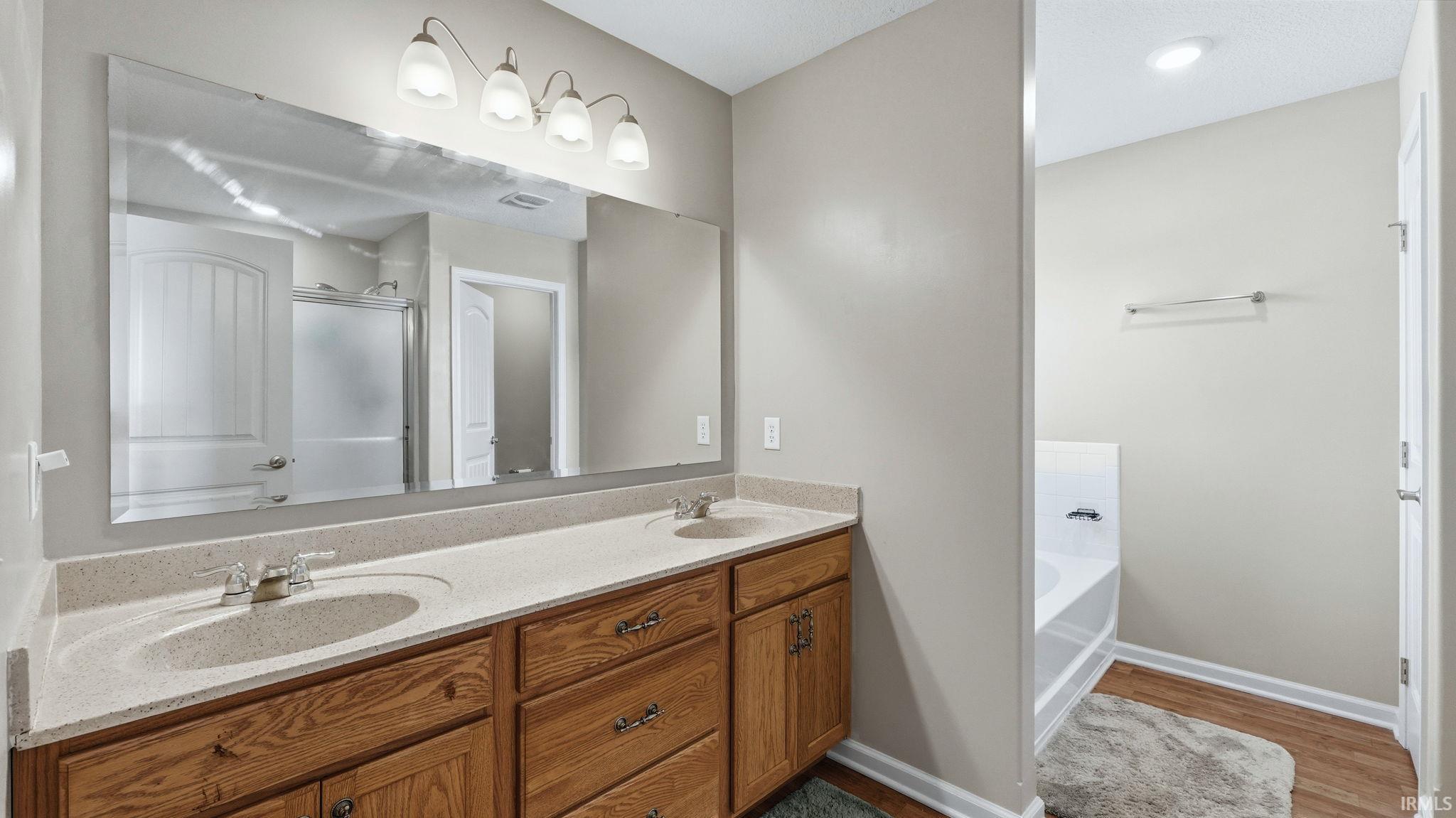 5076 Redwall Rim Passageway