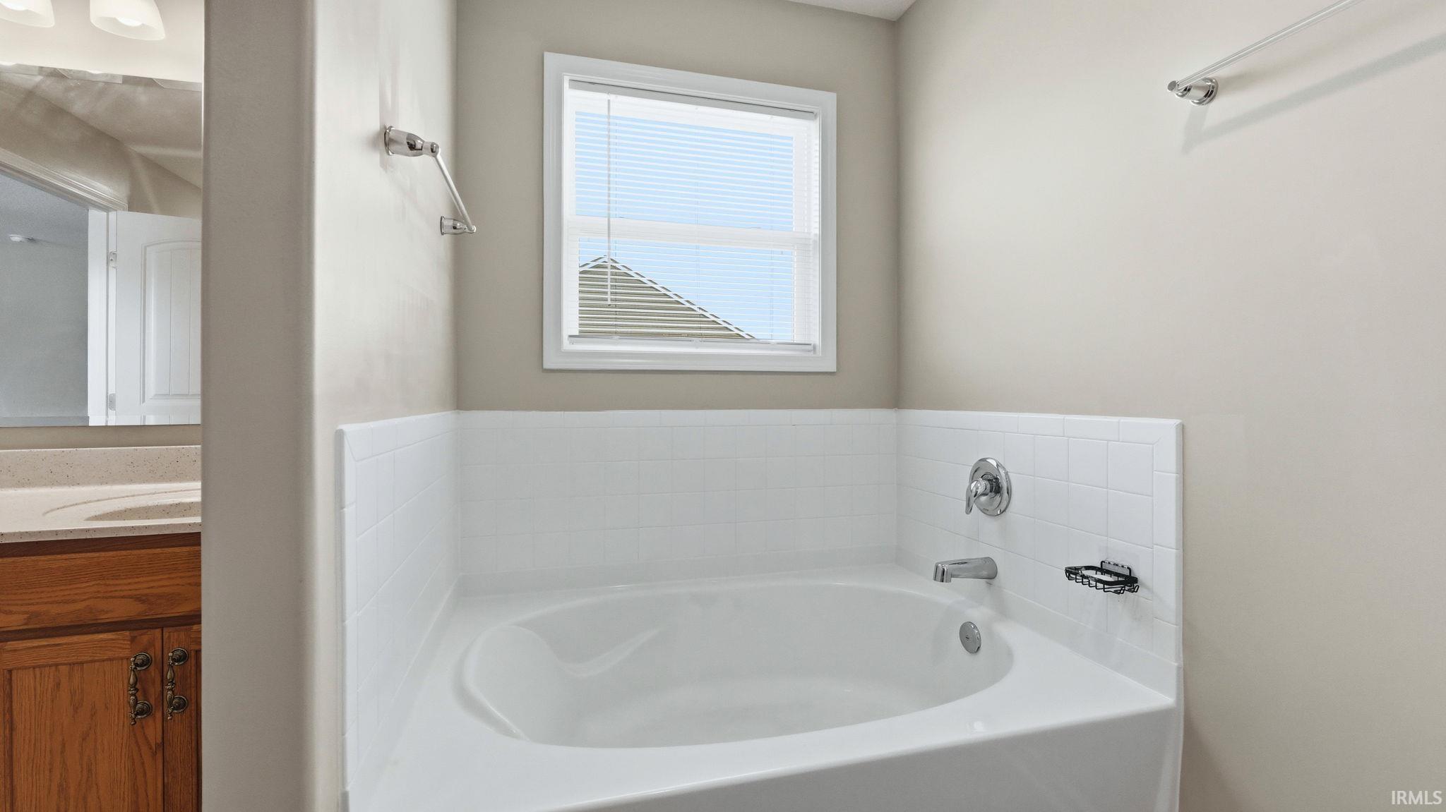 5076 Redwall Rim Passageway