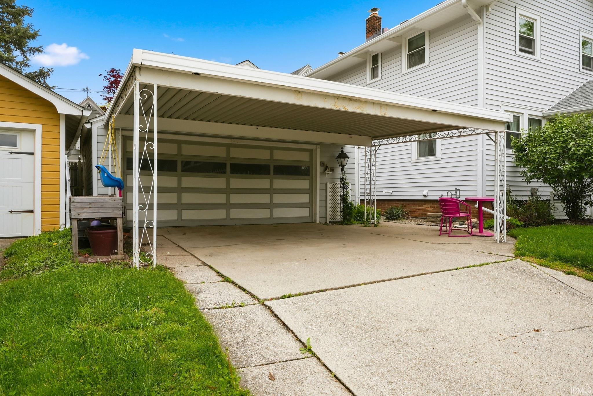 2022 Lawndale Drive