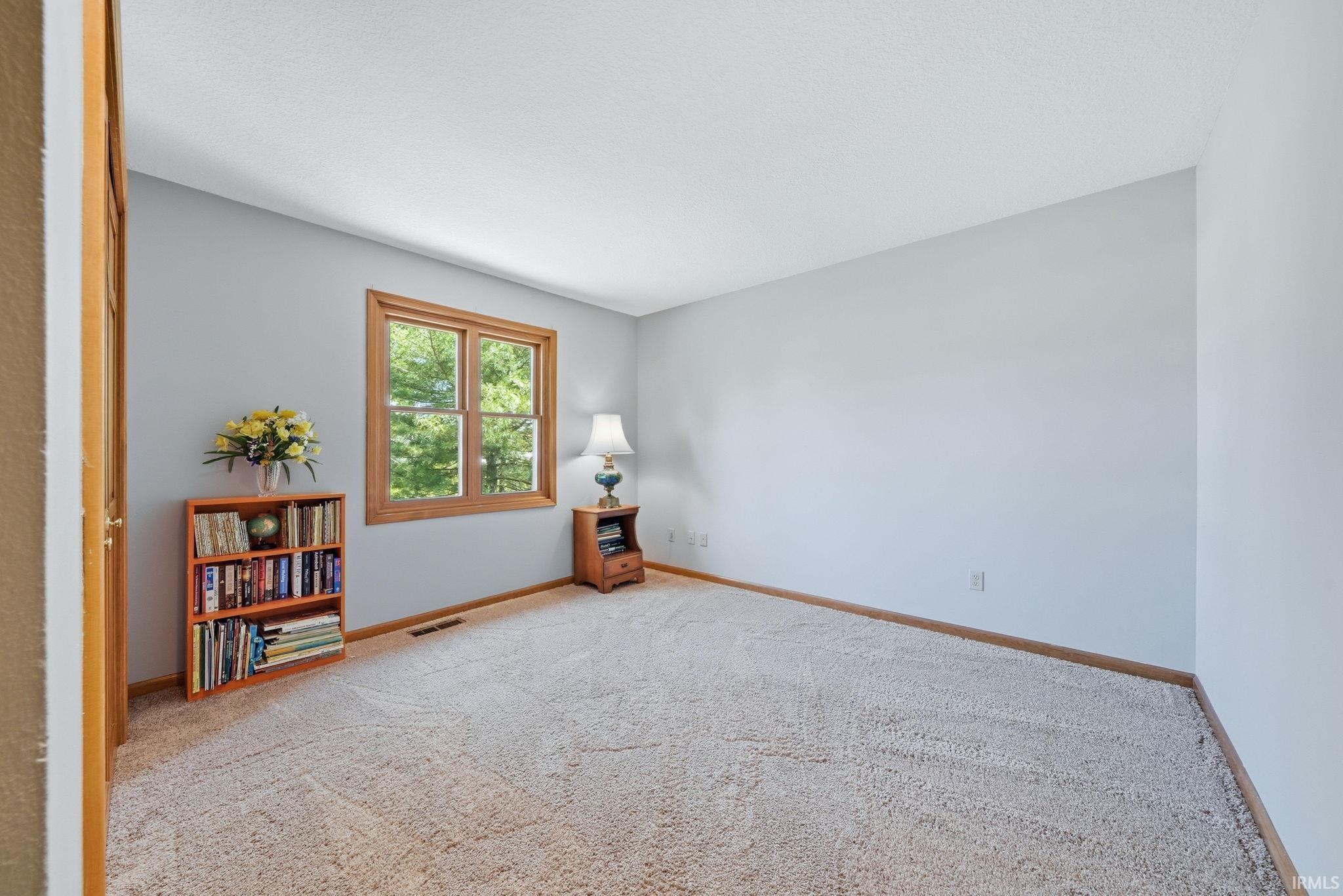 9216 Eagle Creek Court