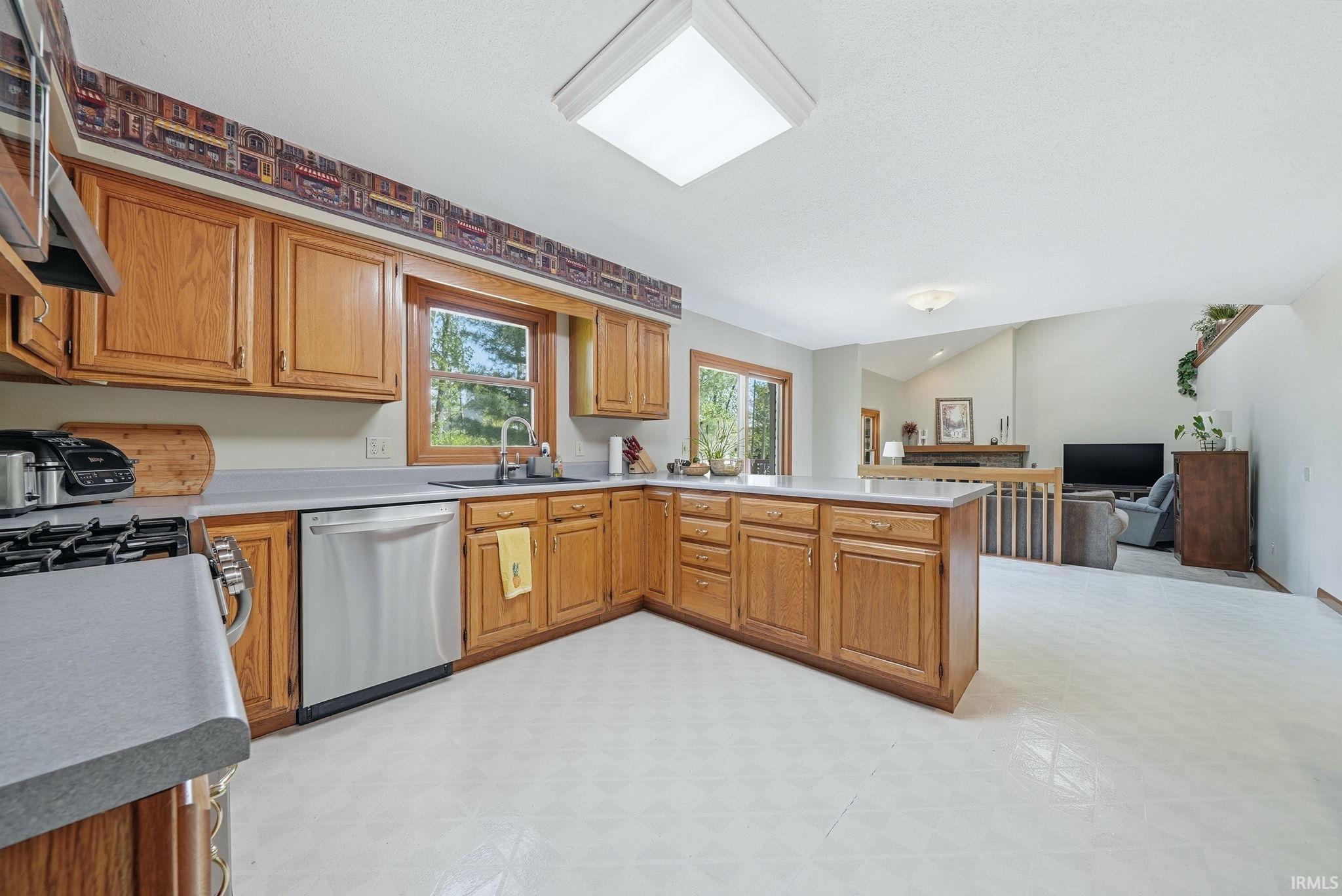 9216 Eagle Creek Court