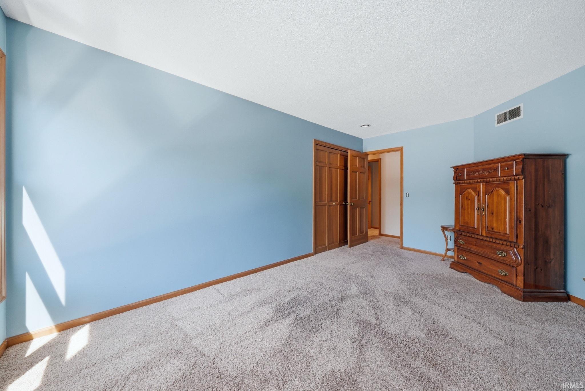 9216 Eagle Creek Court
