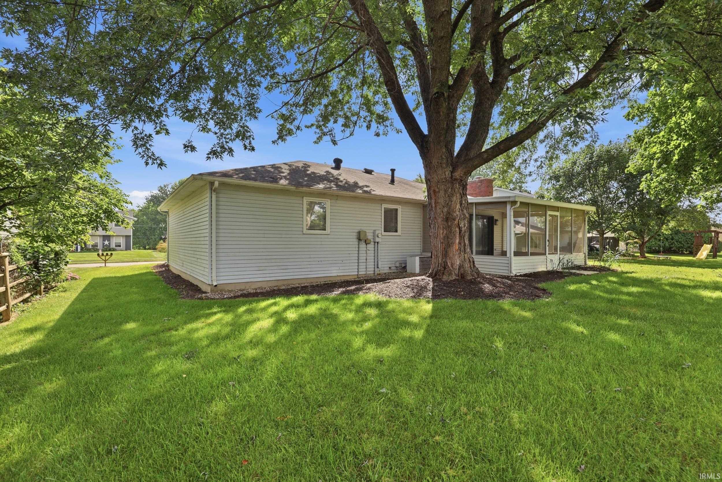 1515 Lofton Way