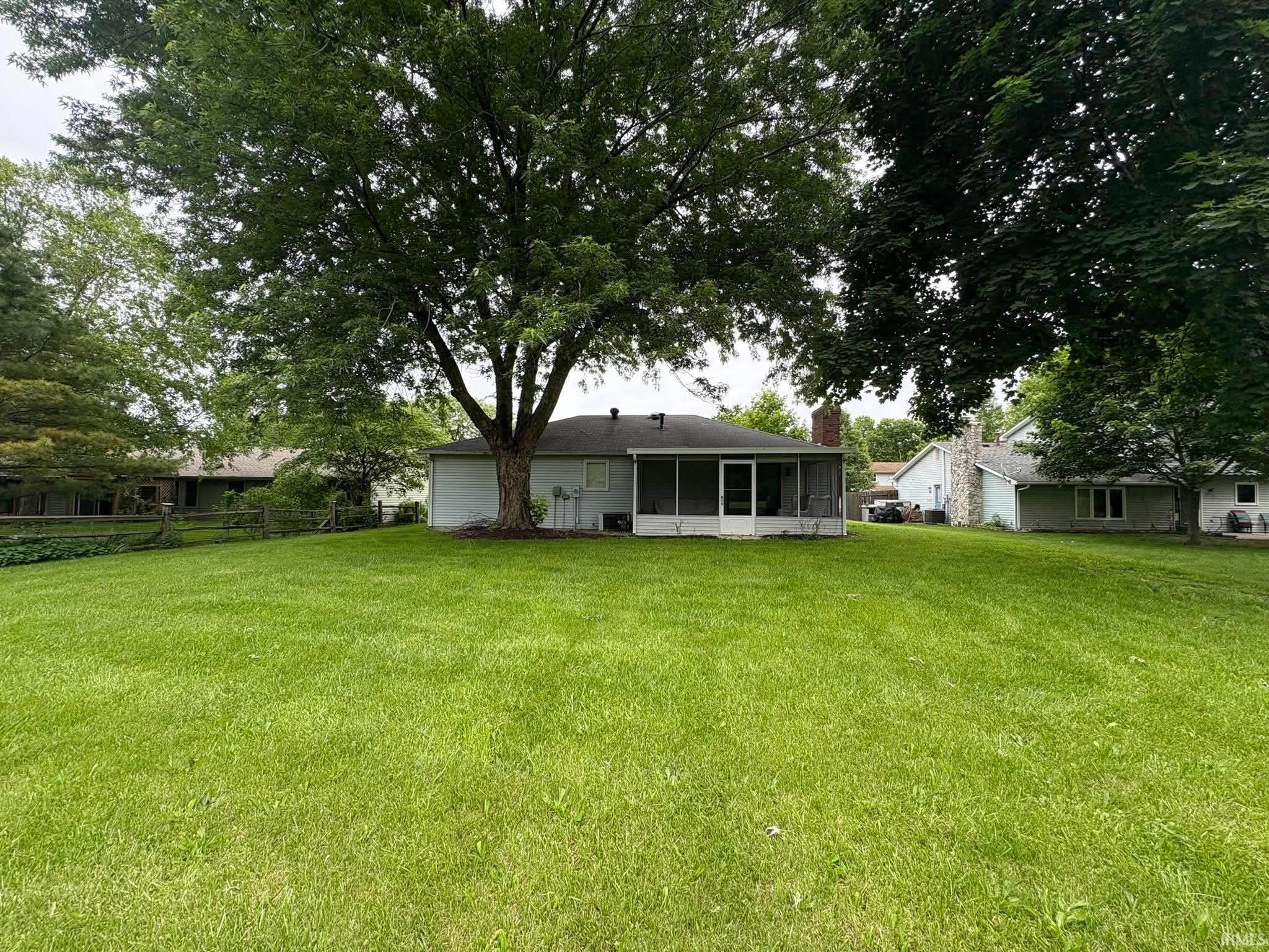 1515 Lofton Way