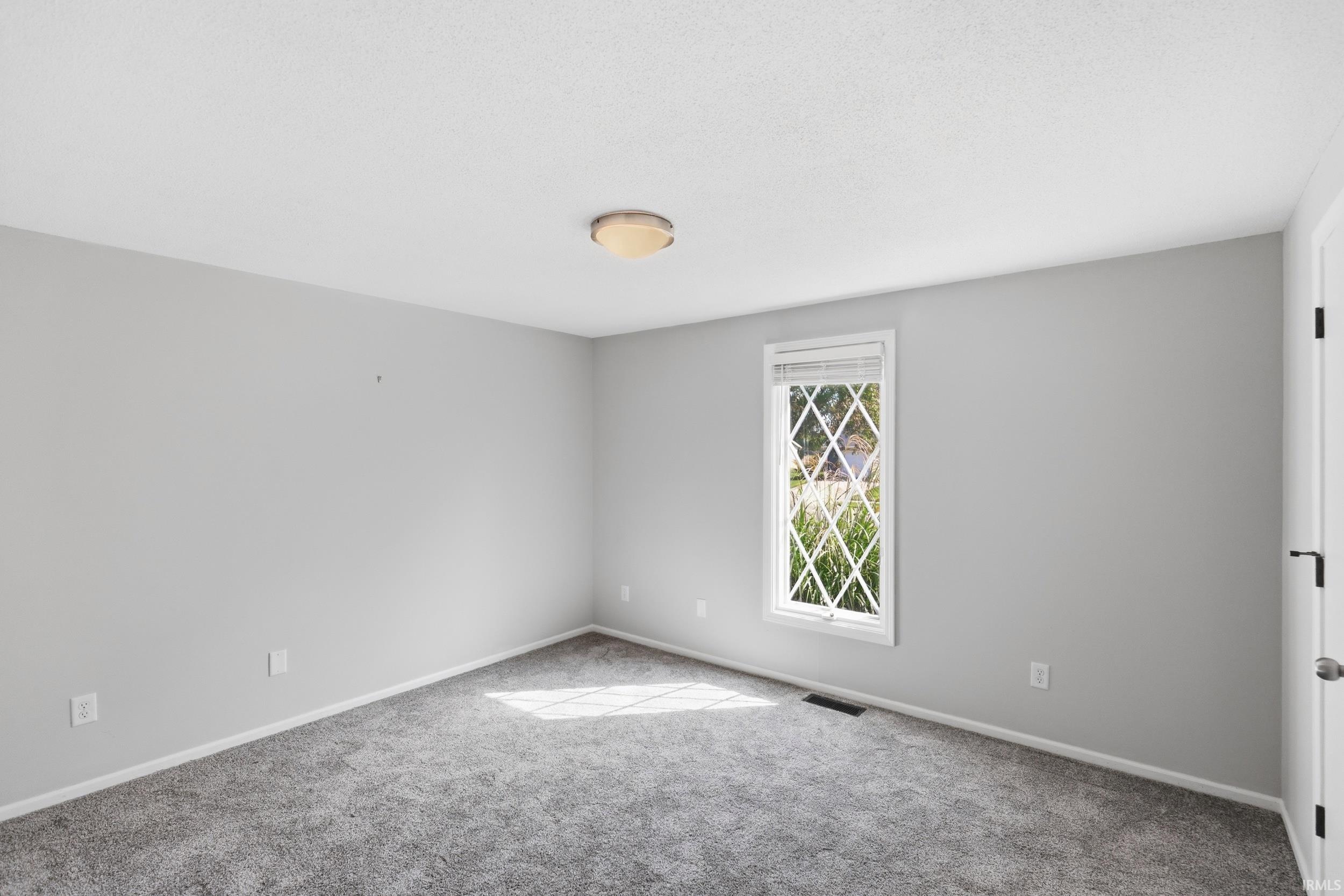 1515 Lofton Way
