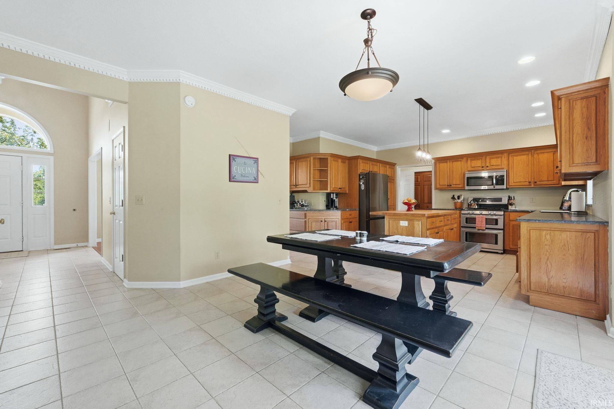 2306 Longleaf Drive