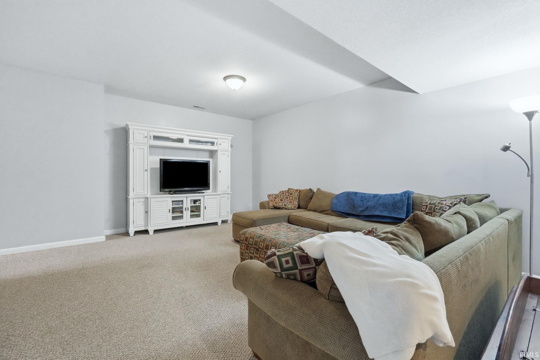 2306 Longleaf Drive