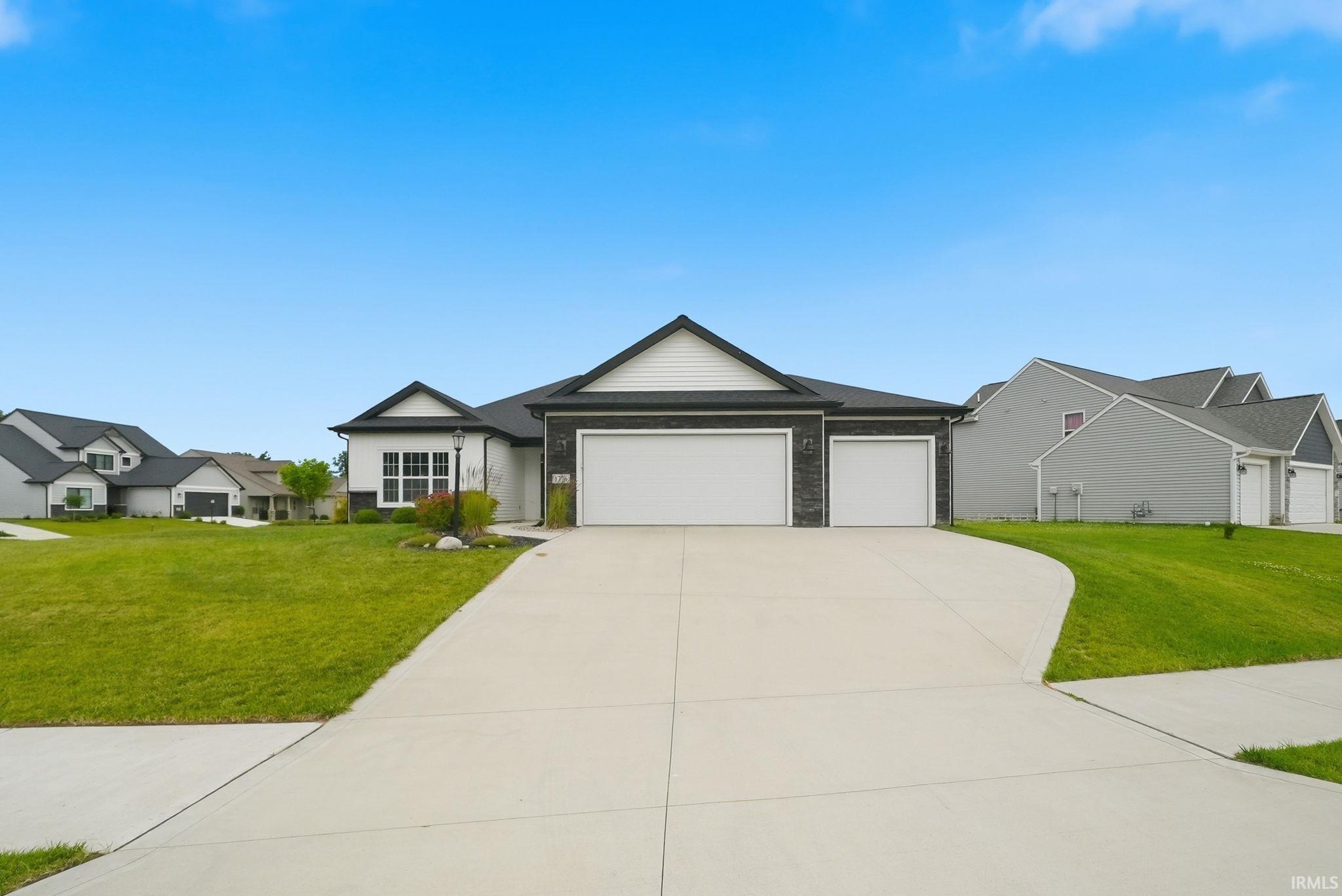 1776 Muruntau Grove