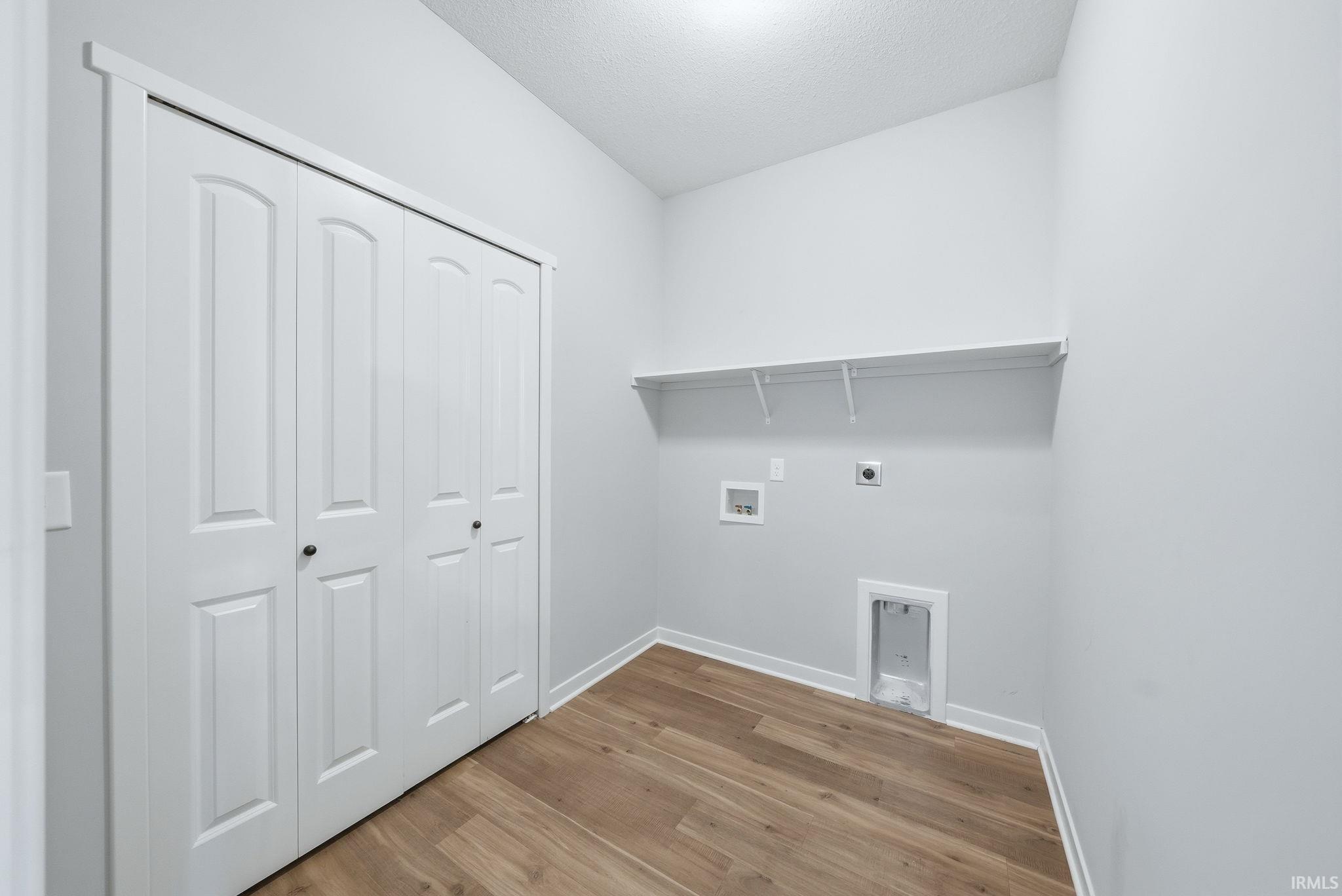 1776 Muruntau Grove