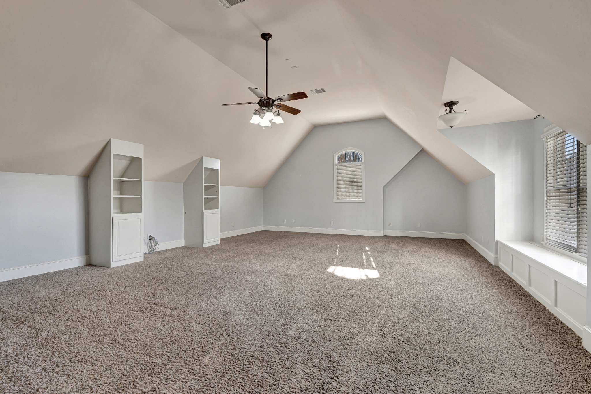 401 Childe Harolds Ln