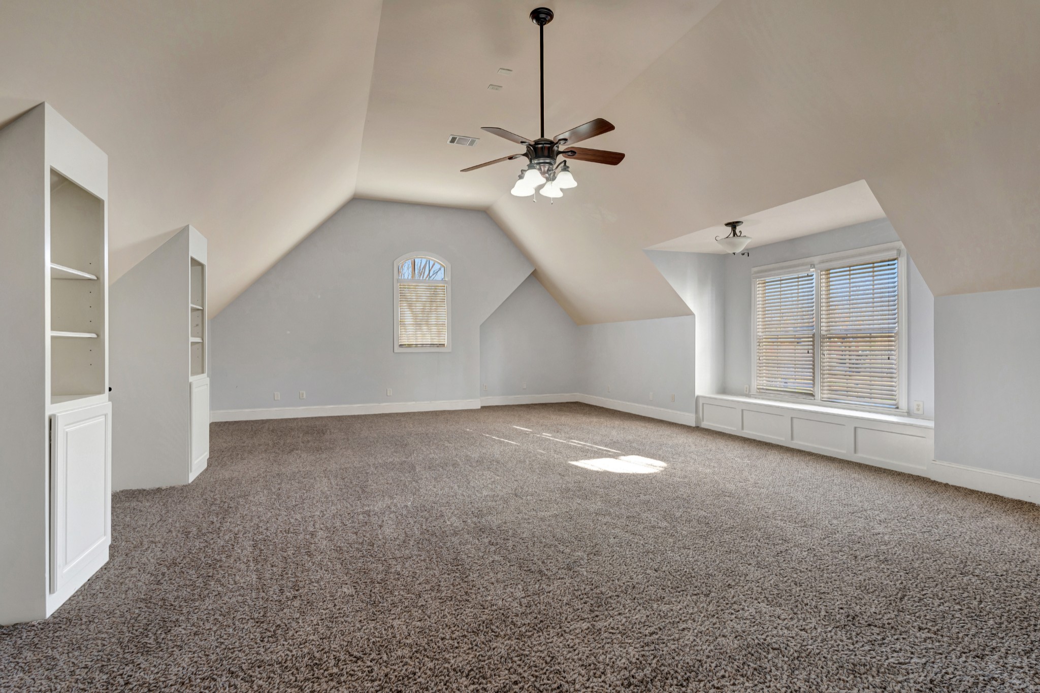 401 Childe Harolds Ln