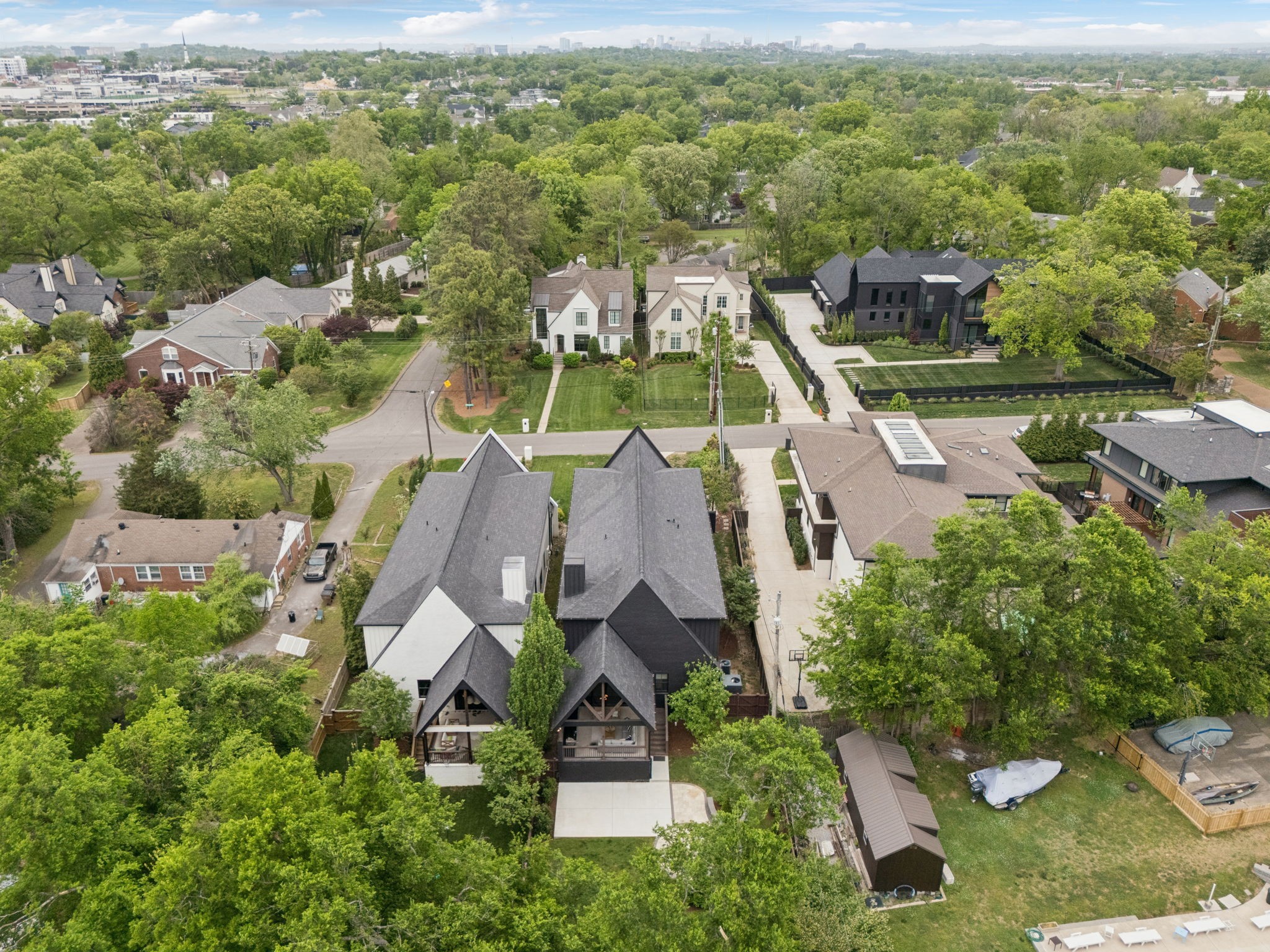 1809 Castleman Dr