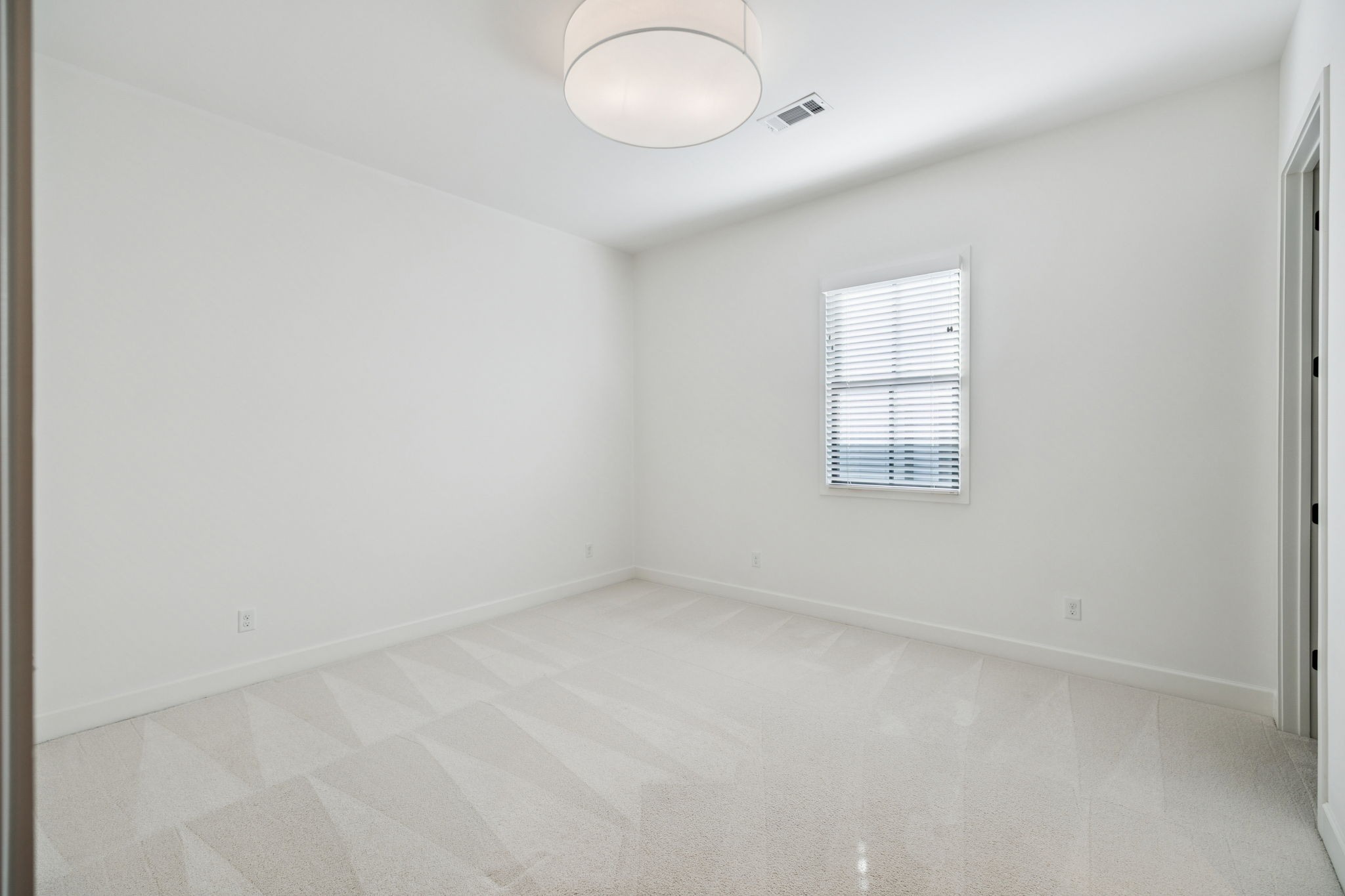 1809 Castleman Dr