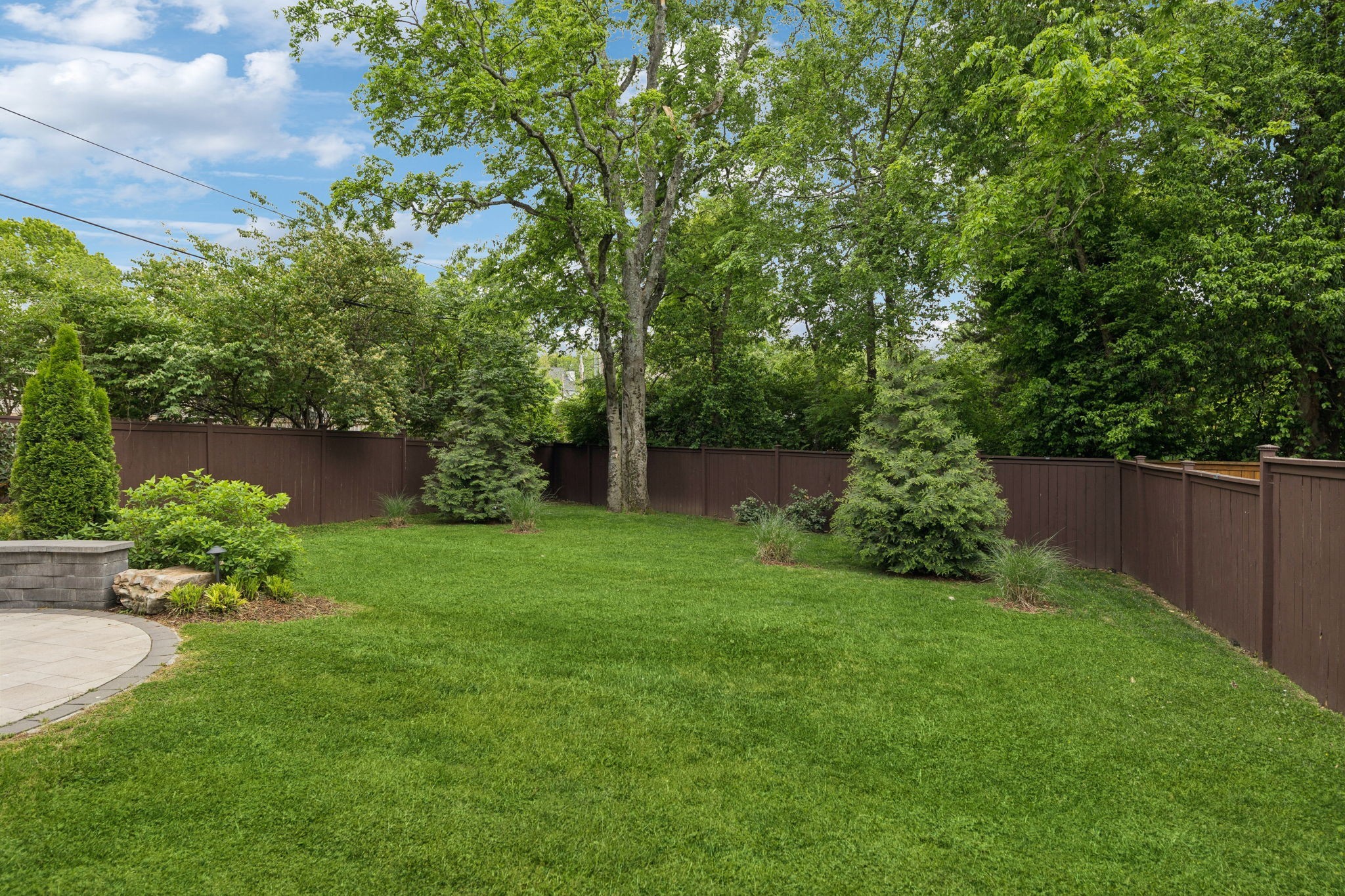 1809 Castleman Dr