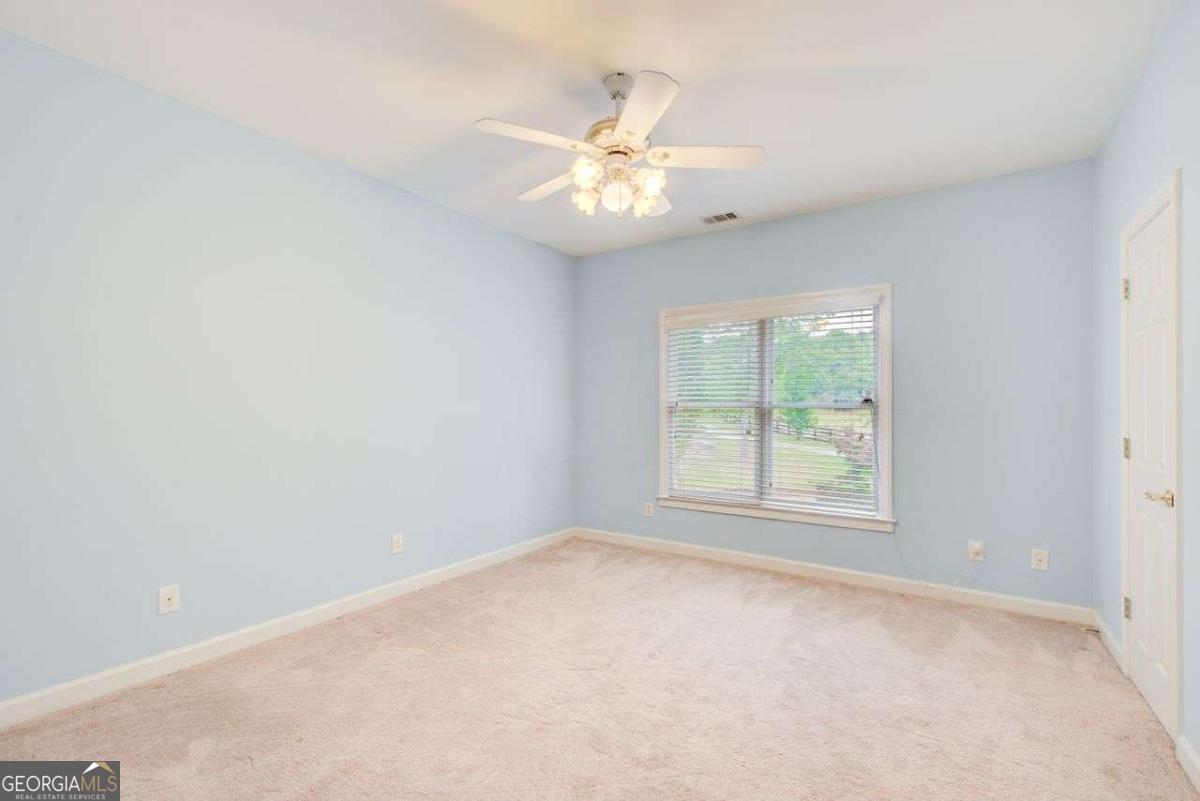 1350 Whitley Road