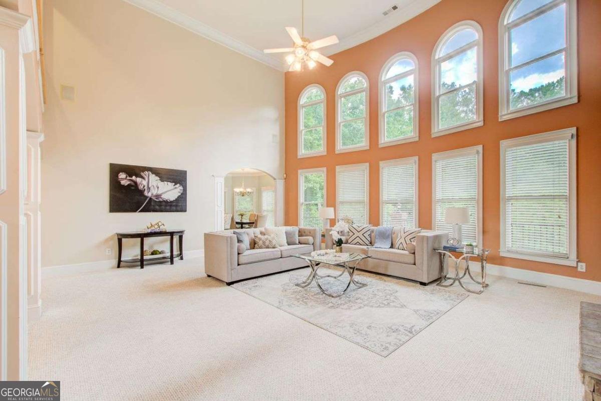 1350 Whitley Road