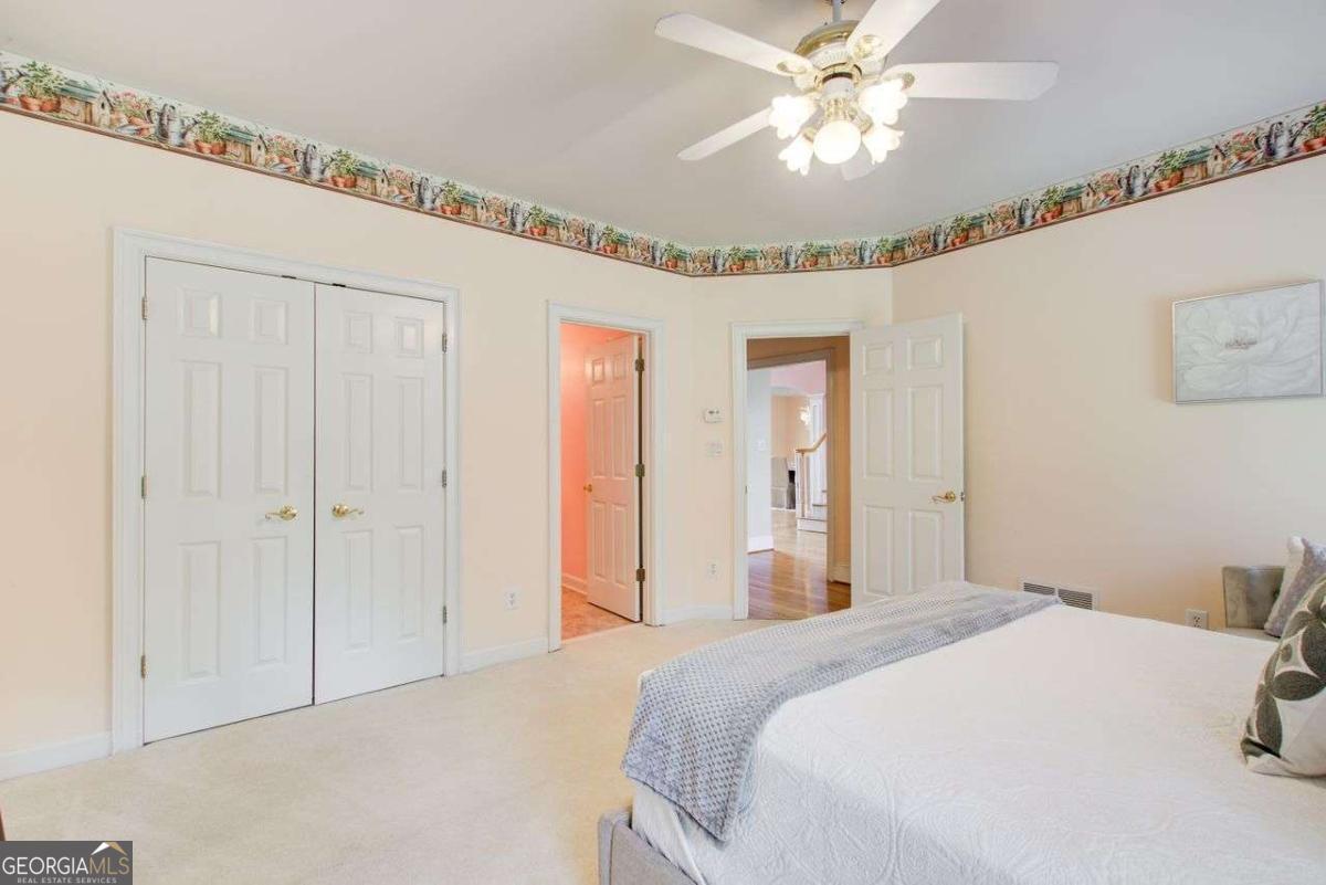1350 Whitley Road