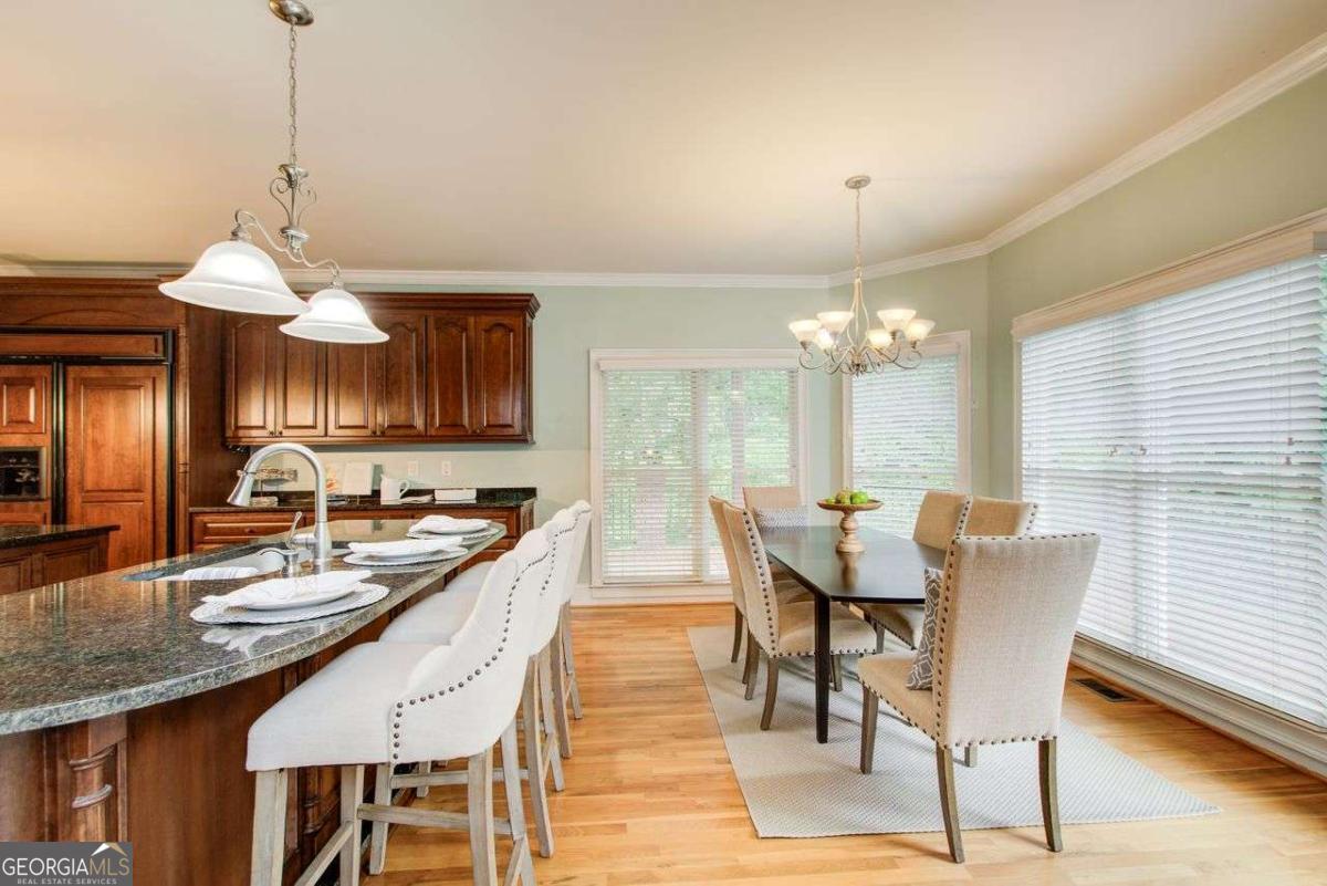 1350 Whitley Road