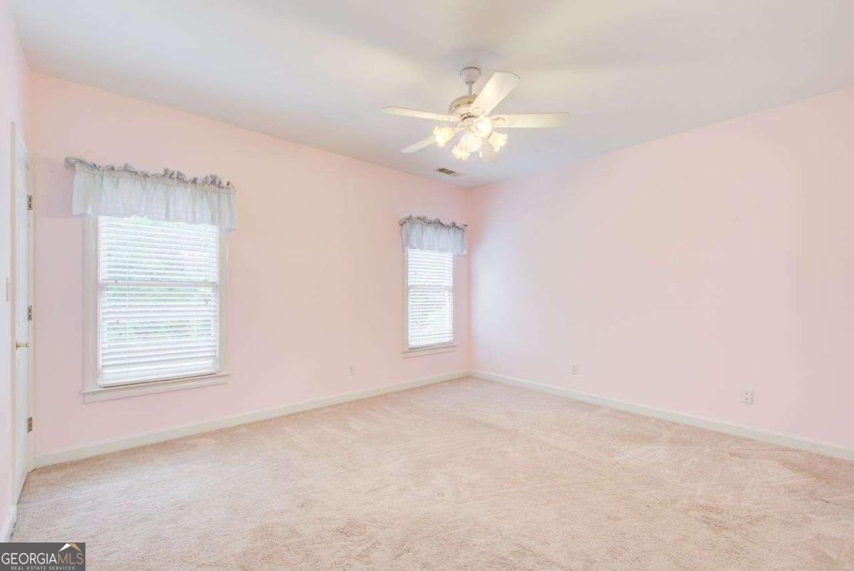 1350 Whitley Road