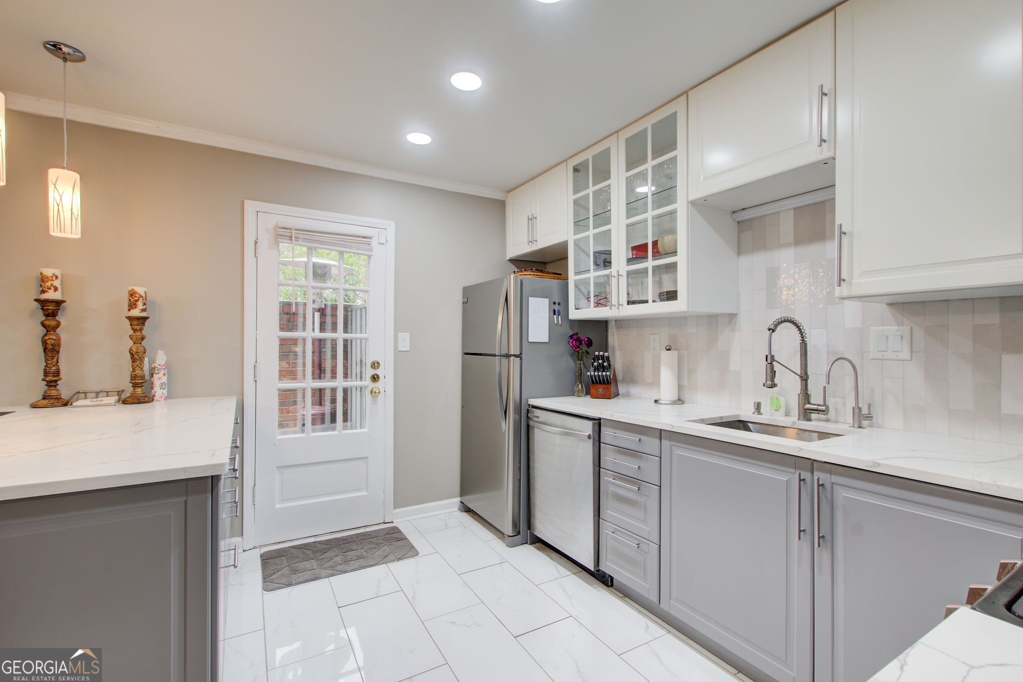 10 Market Square Place NW