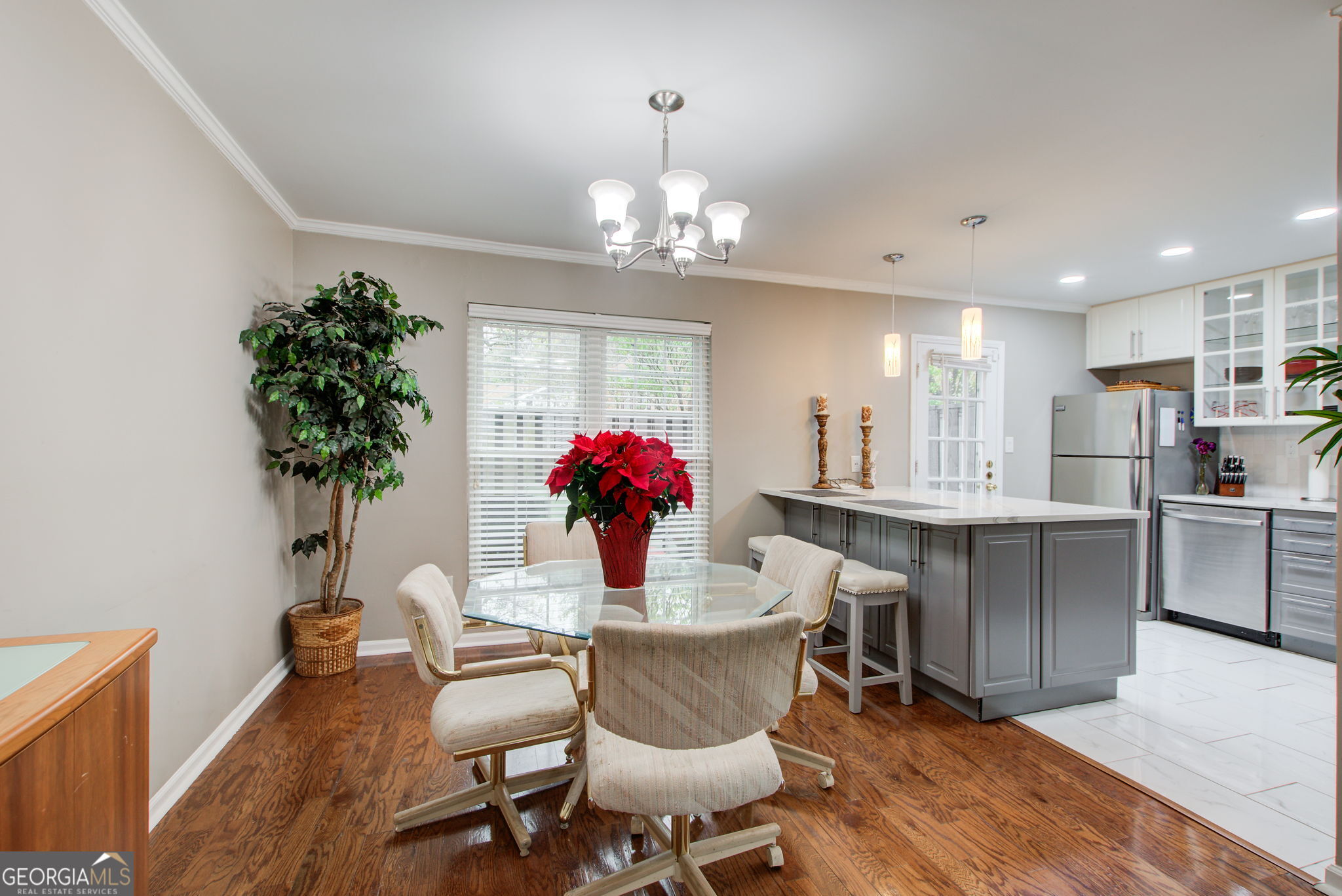 10 Market Square Place NW