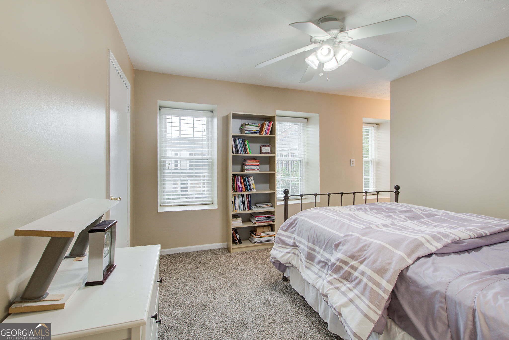 10 Market Square Place NW