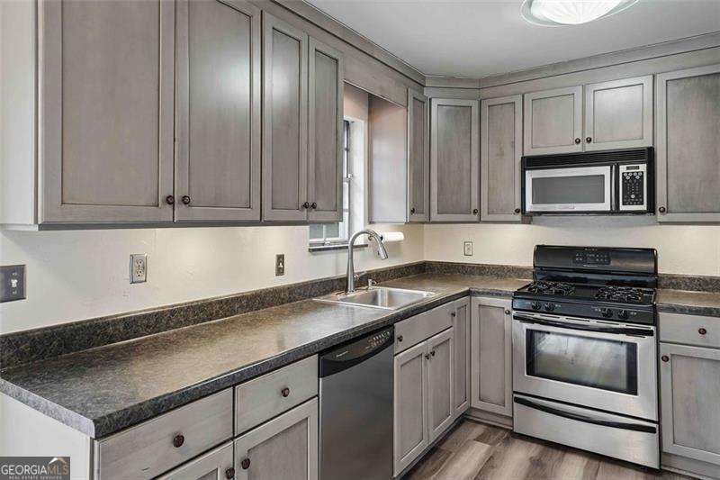 5506 Kingsport Drive